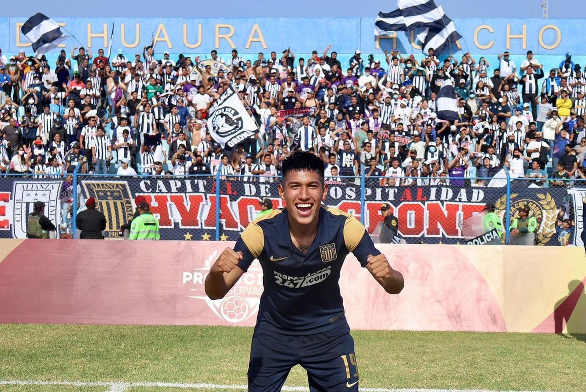 Said Peralta, jugador de Alianza Lima, revela la clave del título del Torneo Promoción y Reservas