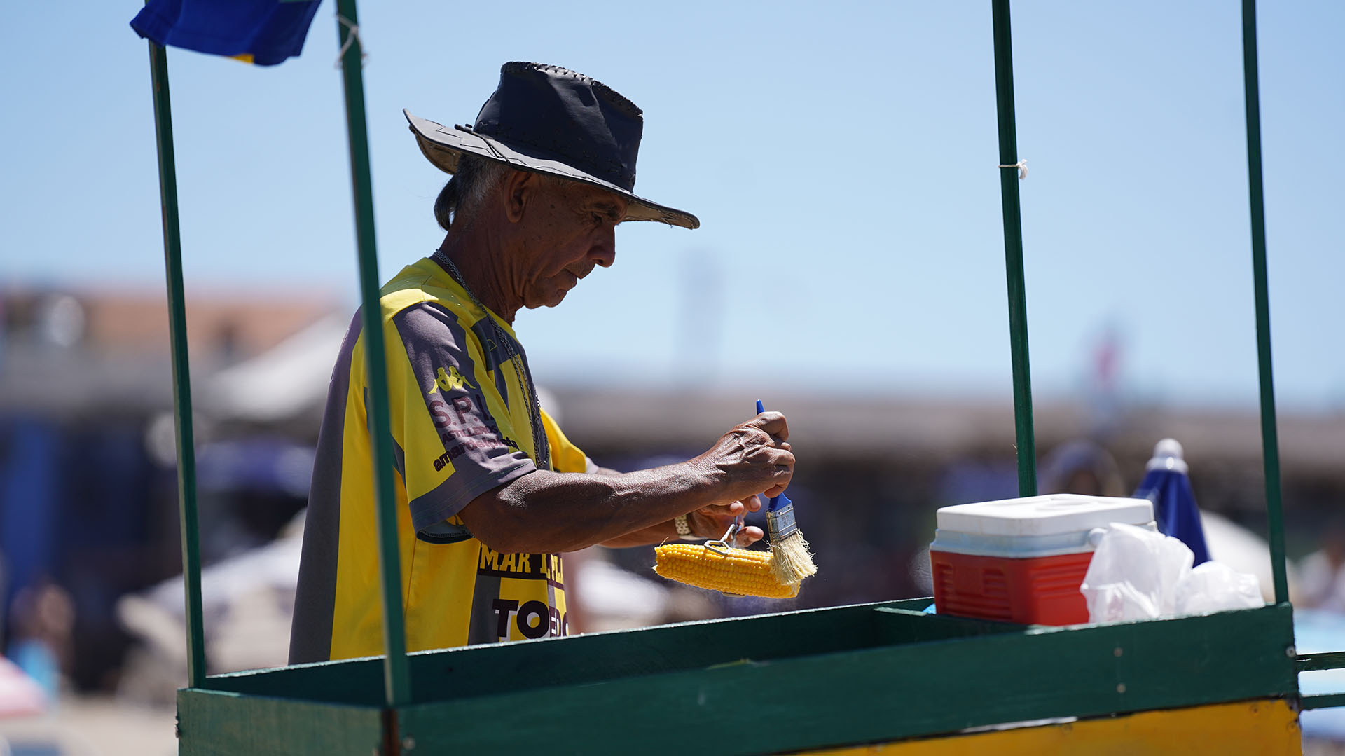 Silvio Varela hace más de 20 años que trabaja como vendedor ambulante (Matías Arbotto)