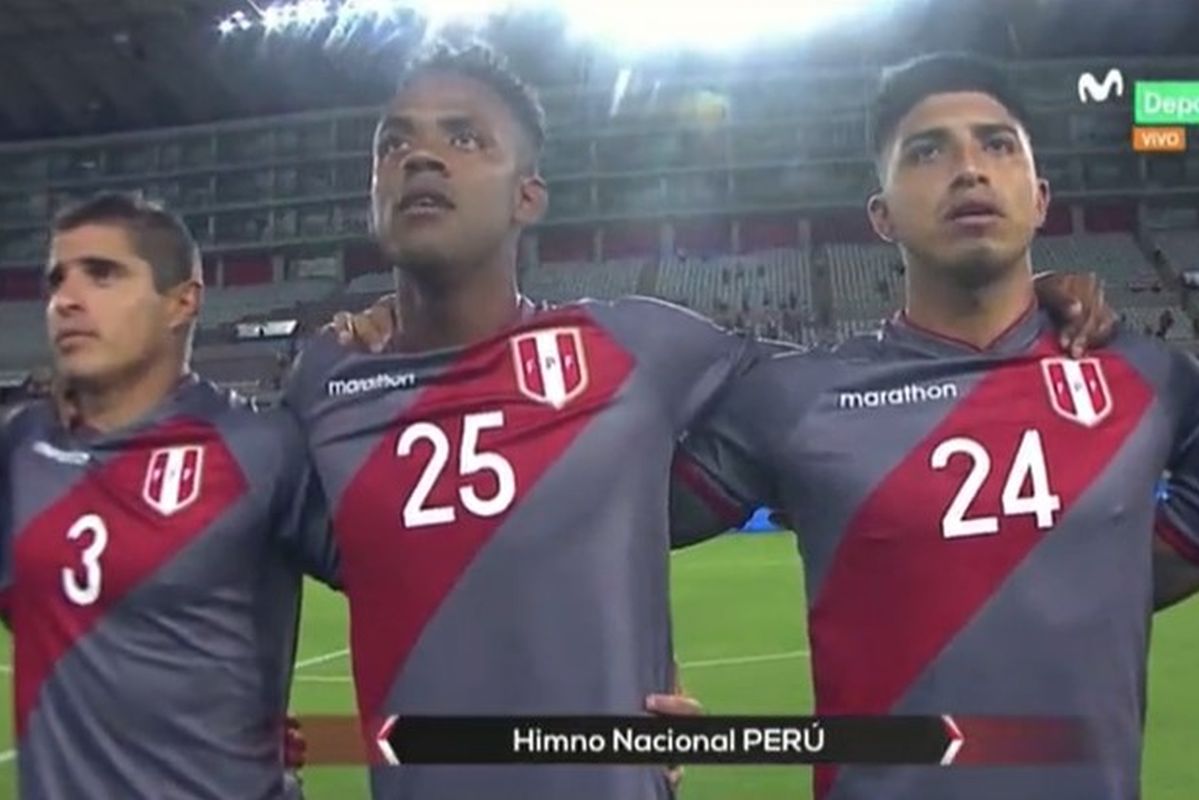 Perú vs Jamaica: La emotiva entonación del Himno Nacional de la blanquirroja (Foto: Captura Movistar Deportes)