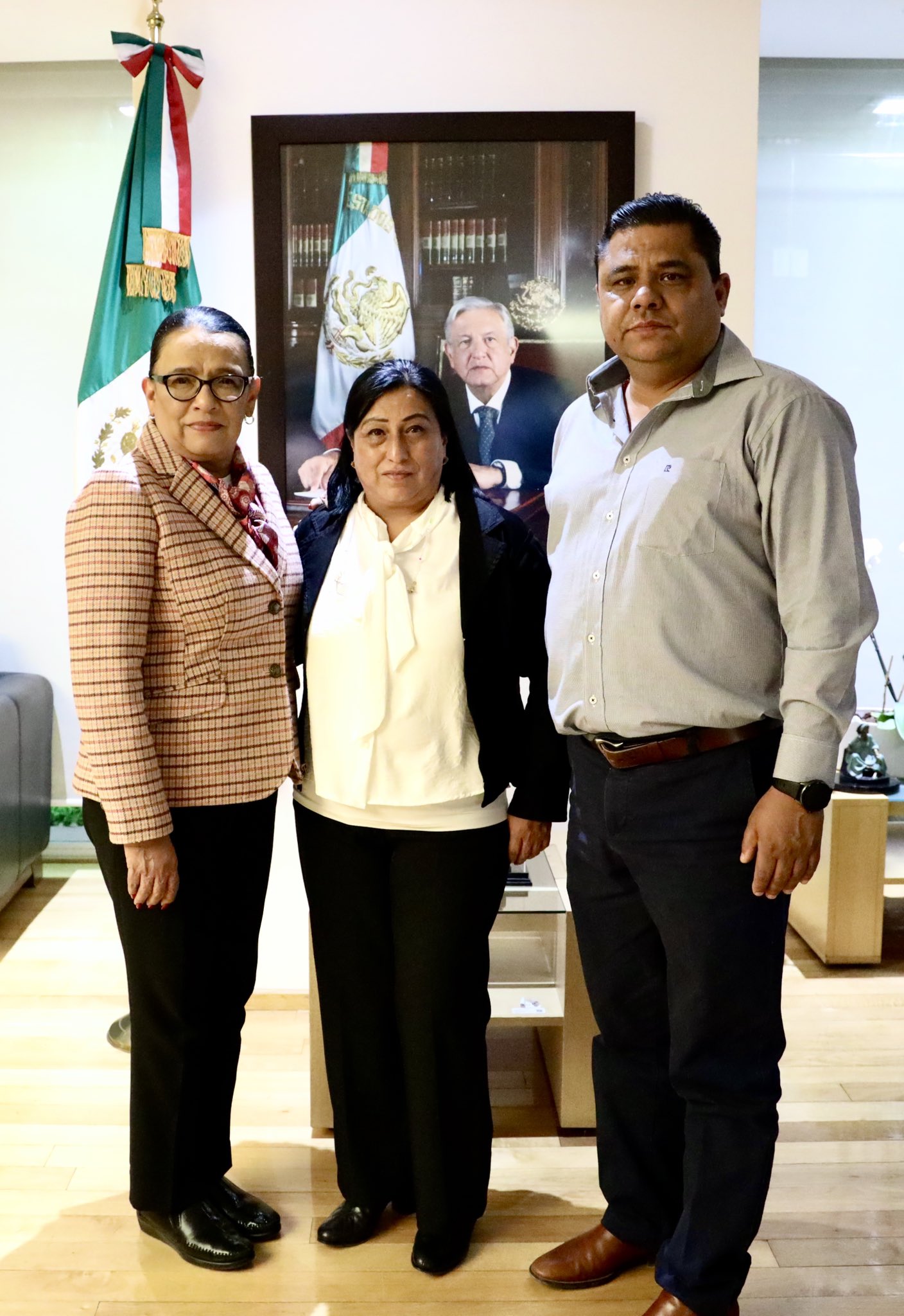Debanhi Escobar's parents met with the head of the SSPC (Rosa Icela Rodríguez)