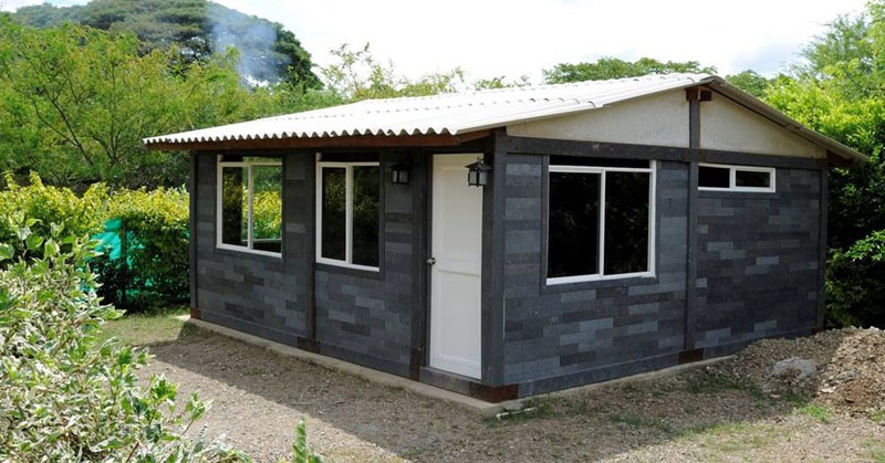 Así funcionan las casas construidas con ladrillos de plástico reciclado en  Colombia - Infobae