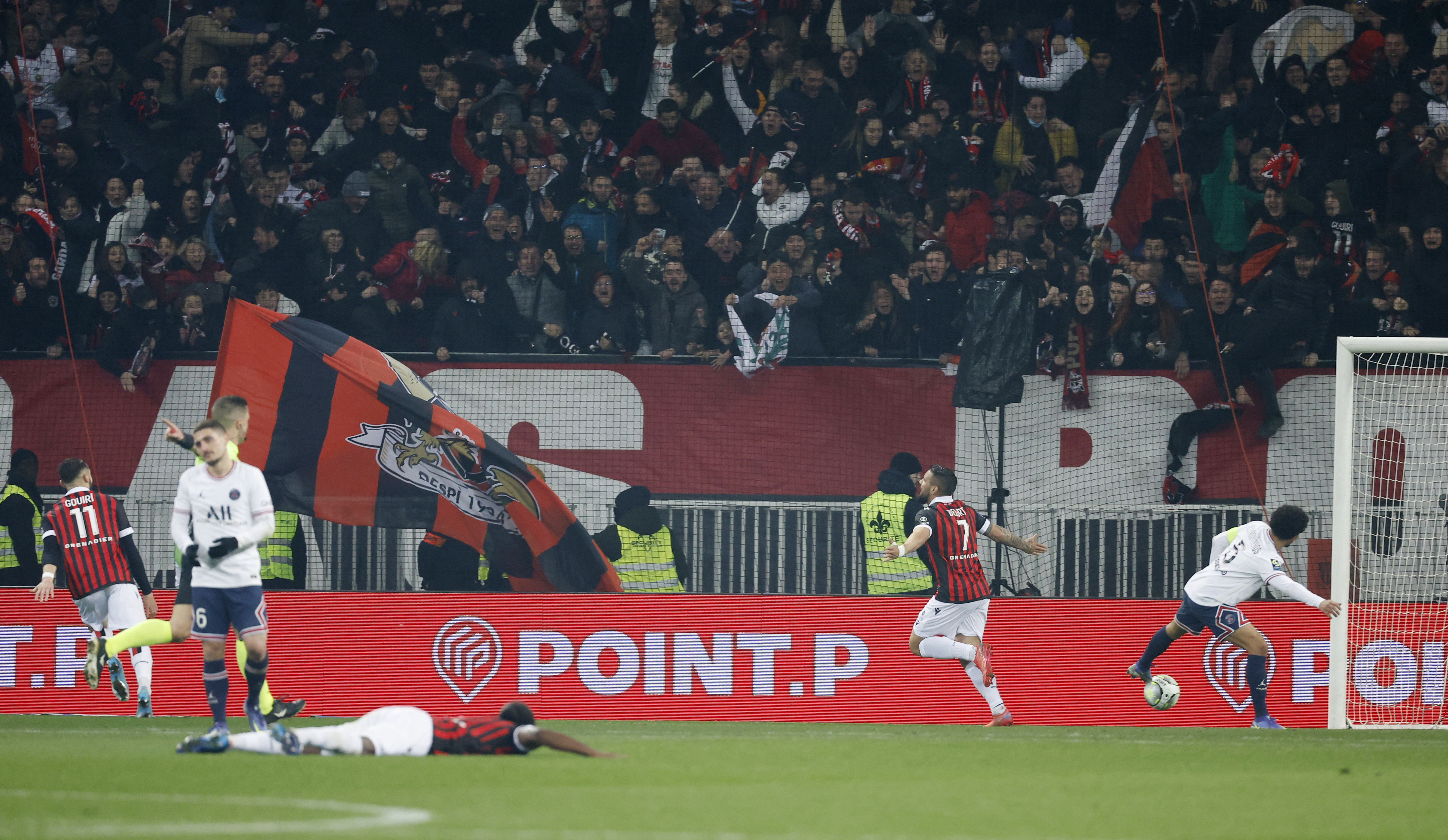 Andy Delort marcó el gol del triunfo del Niza ante el PSG (Foto: REUTERS)