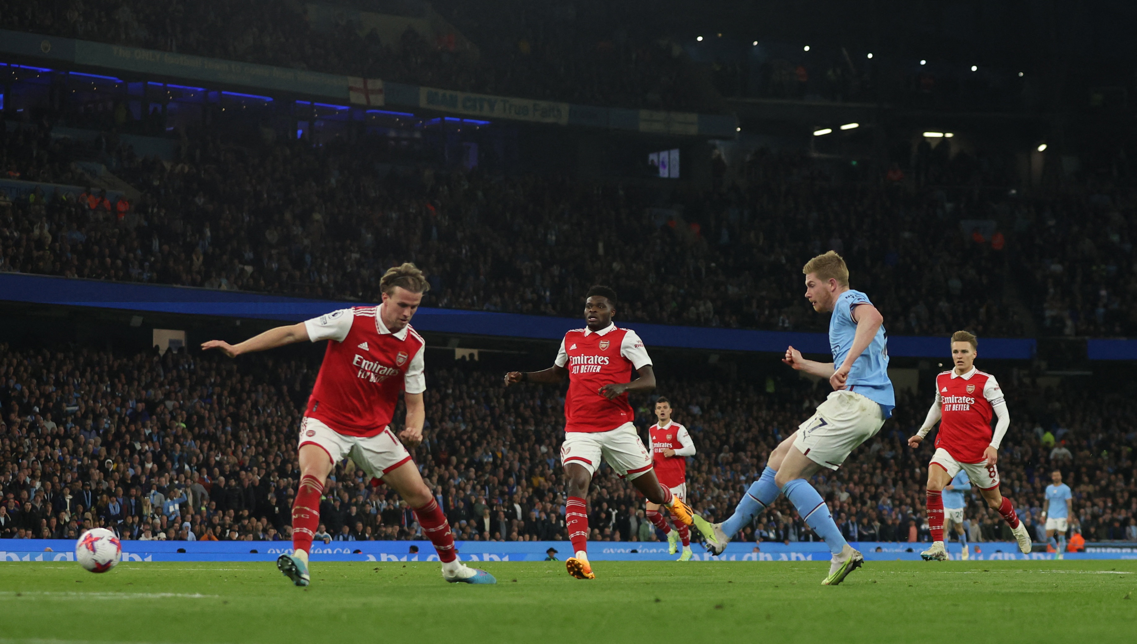 Live streaming manchester city vs arsenal