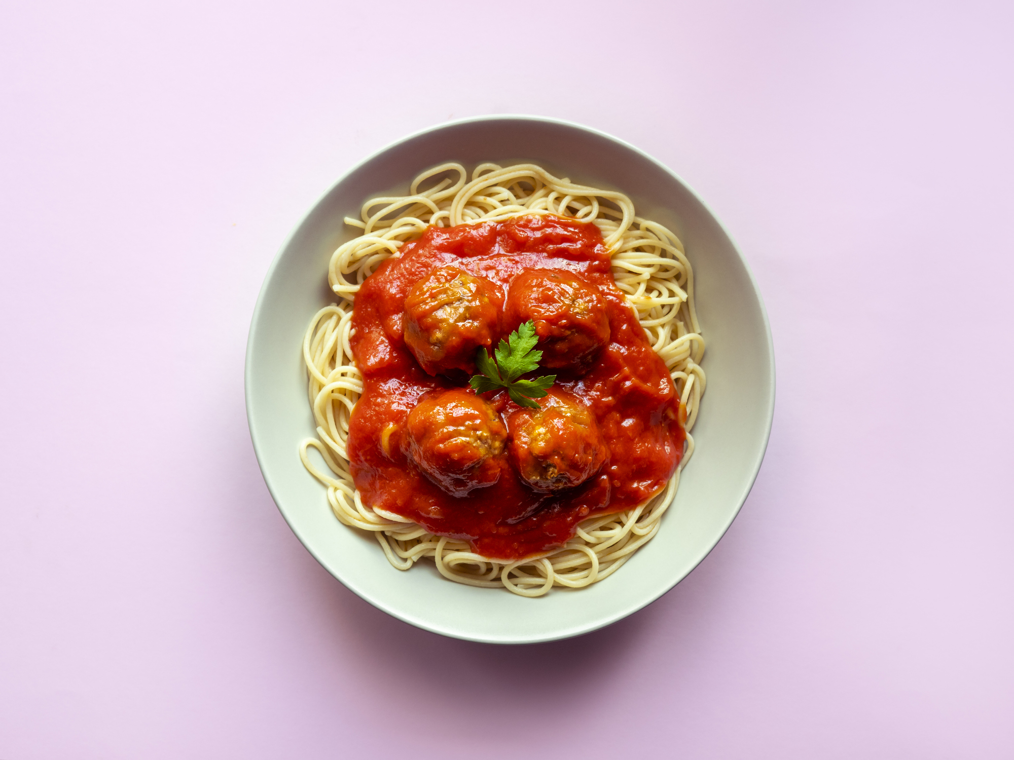 La calidad del producto, el modo de cocción y la salsa elegida, claves para preparar fideos como un italiano (Getty Images)