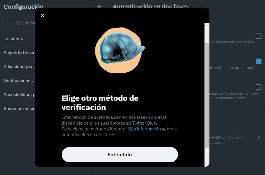 Twitter indica que los usuarios deben elegir otro método de verificación de la identidad cuando se intenta seleccionar la opción de "Mensajes de texto" en la configuración de privacidad y seguridad. (Captura)