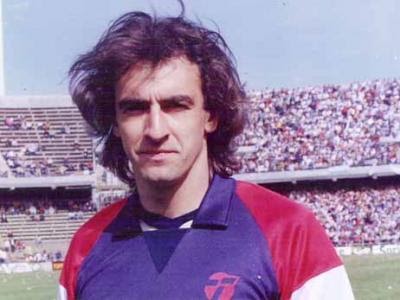 Jorge Fossati worked as a goalkeeper in his soccer days.