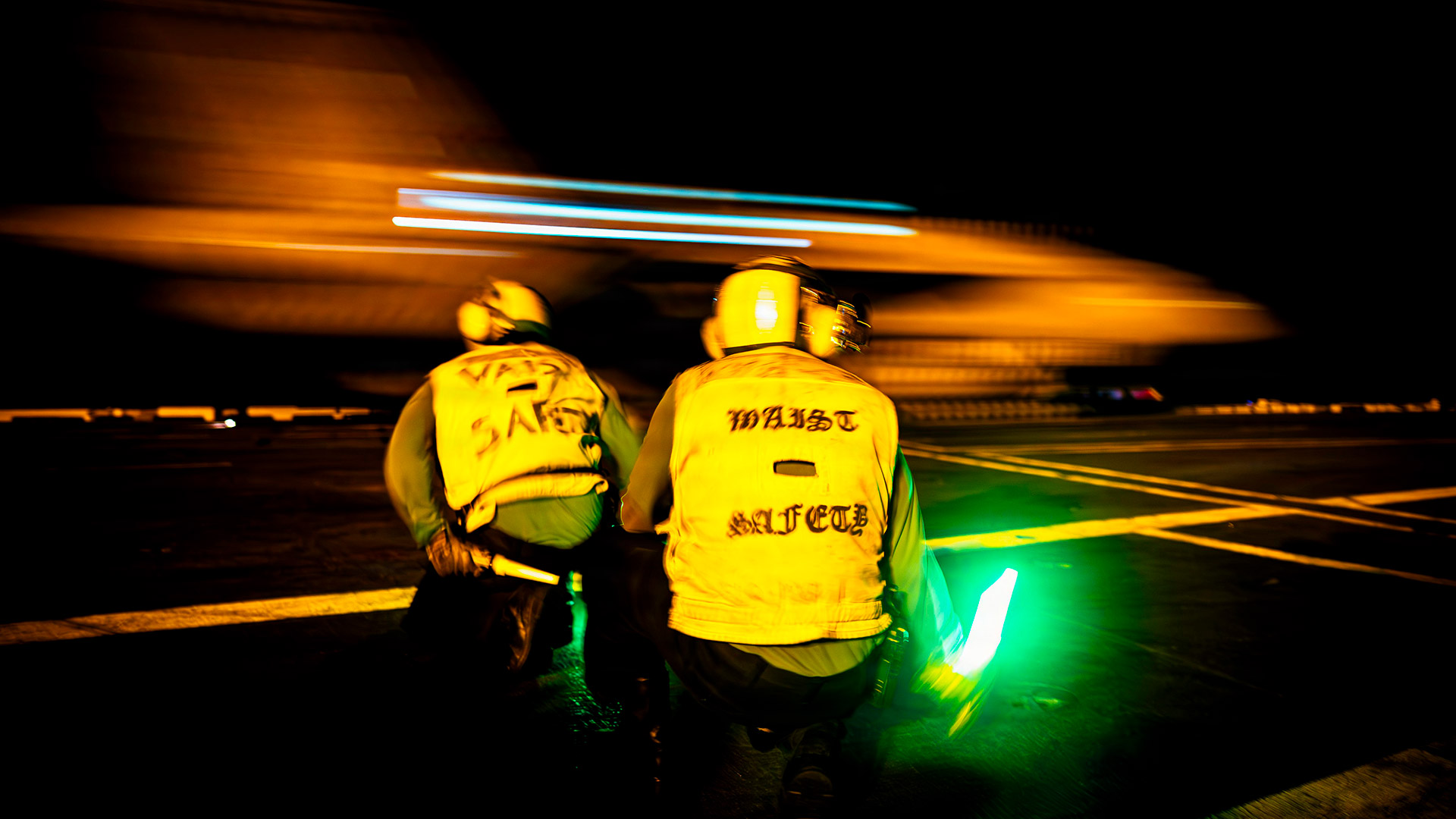 Estados Unidos realizó entrenamiento nocturno de desembarco con el apoyo  del USS Gerald R. Ford en el Mar Caribe - Infobae