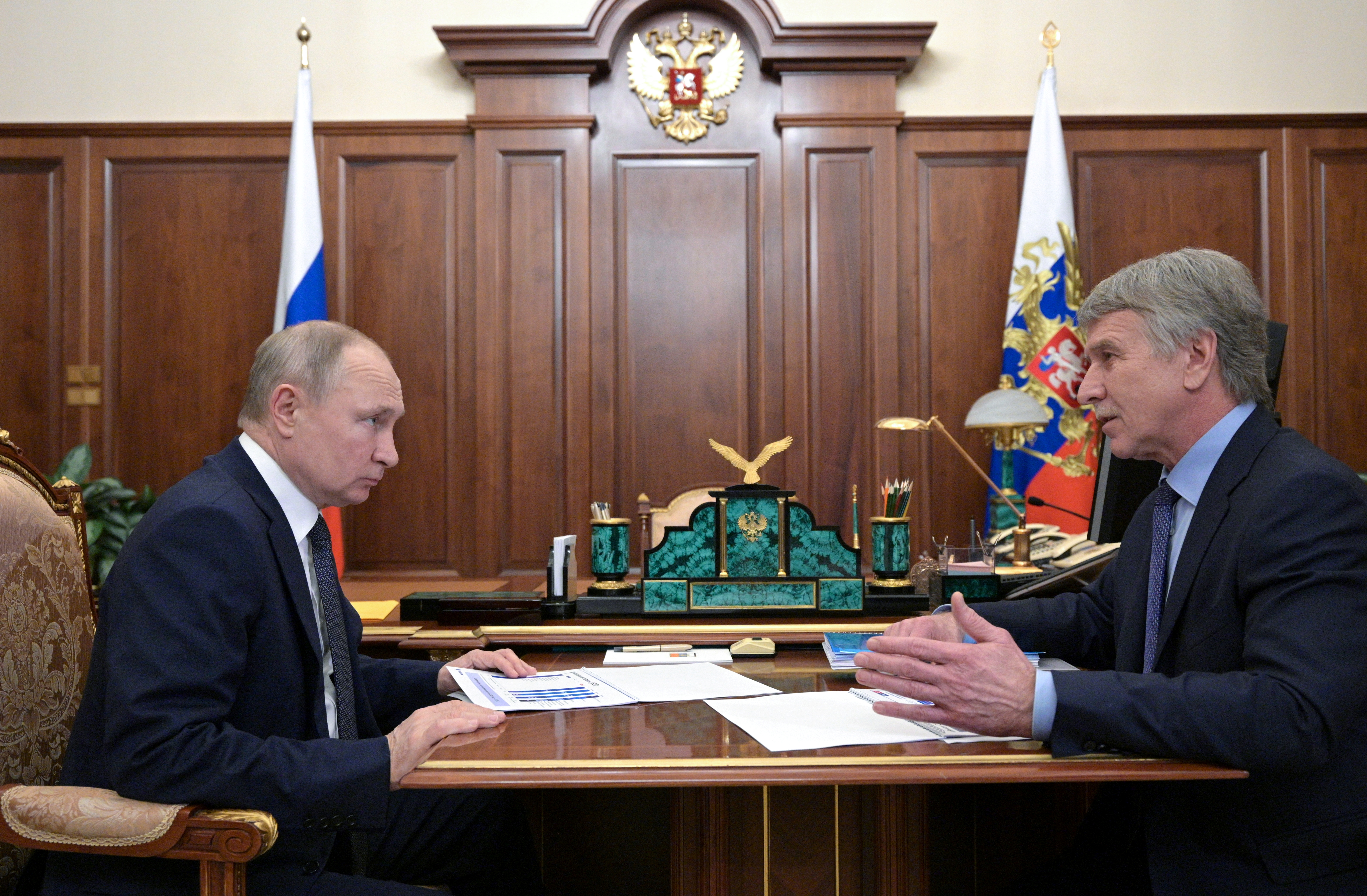 El presidente Vladimir Putin junto a Leonid Mikhelson (Sputnik/Alexei Druzhinin)