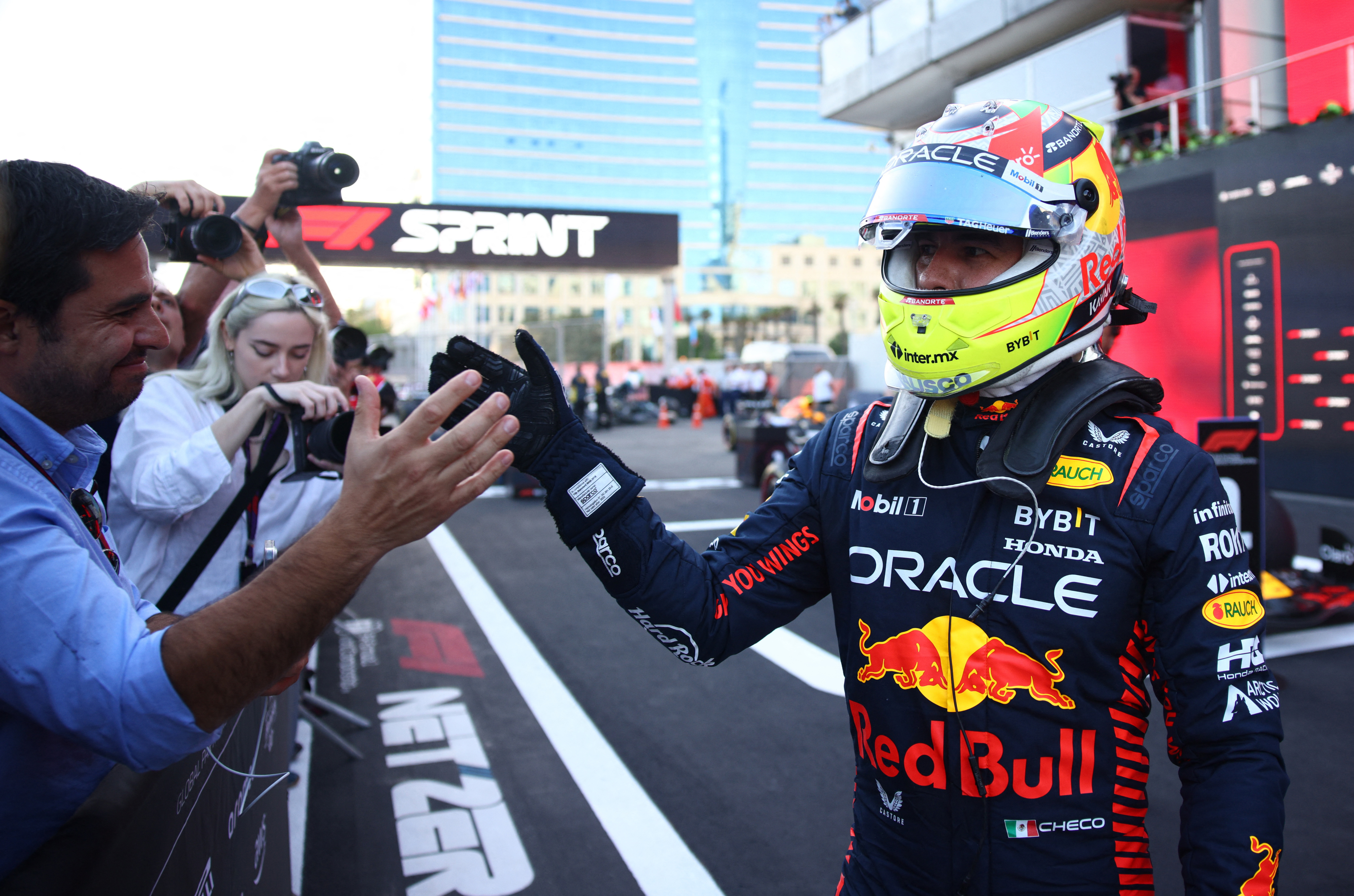 ¿Cómo quedó el Checo Pérez en la carrera de Azerbaiyán