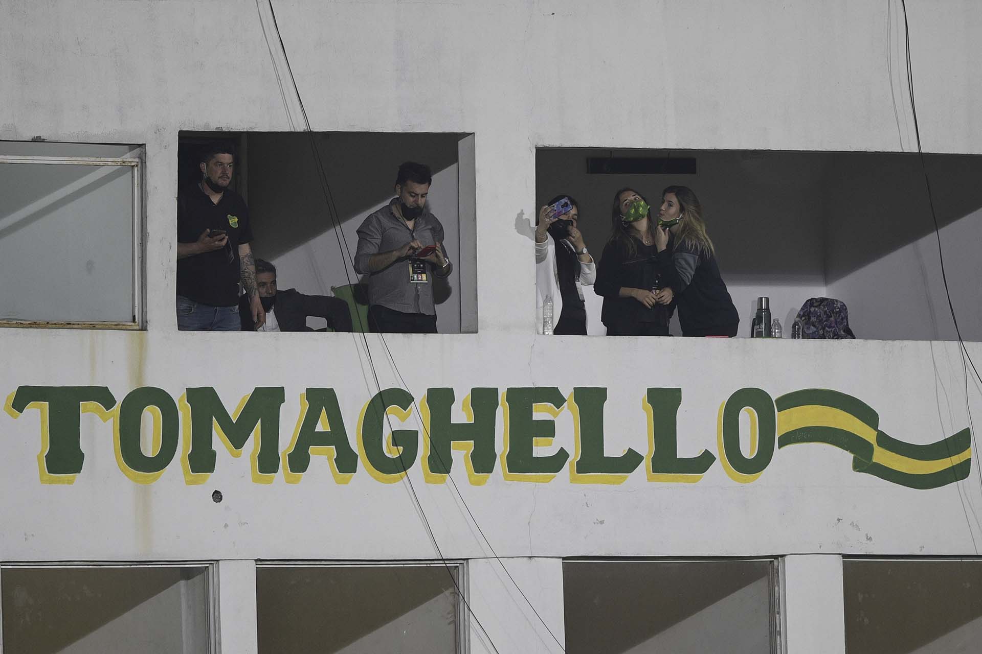 Los palcos en el Norberto Tito Tomaghello de Florencio Varela (JUAN MABROMATA / POOL / AFP)