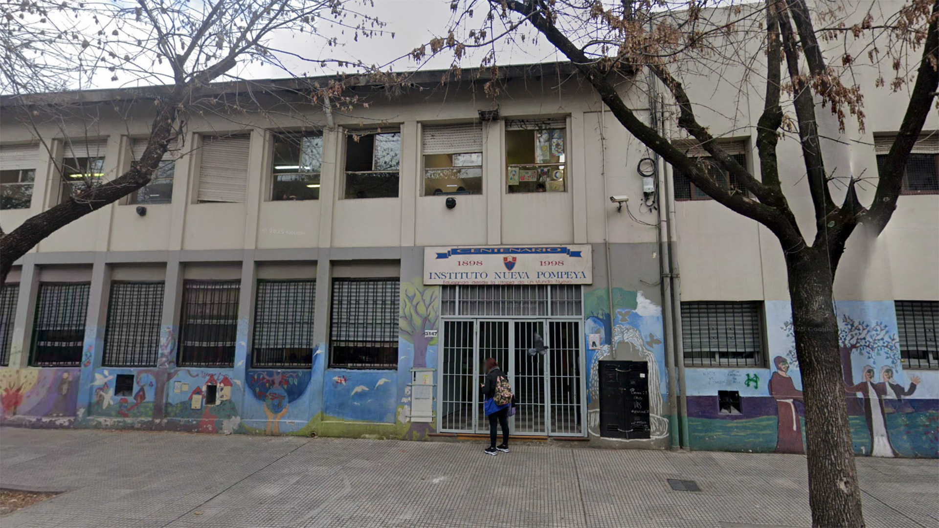 Incautaron un rev&oacute;lver, una navaja y dispositivos electr&oacute;nicos tras amenazas en 4 escuelas porte&ntilde;as