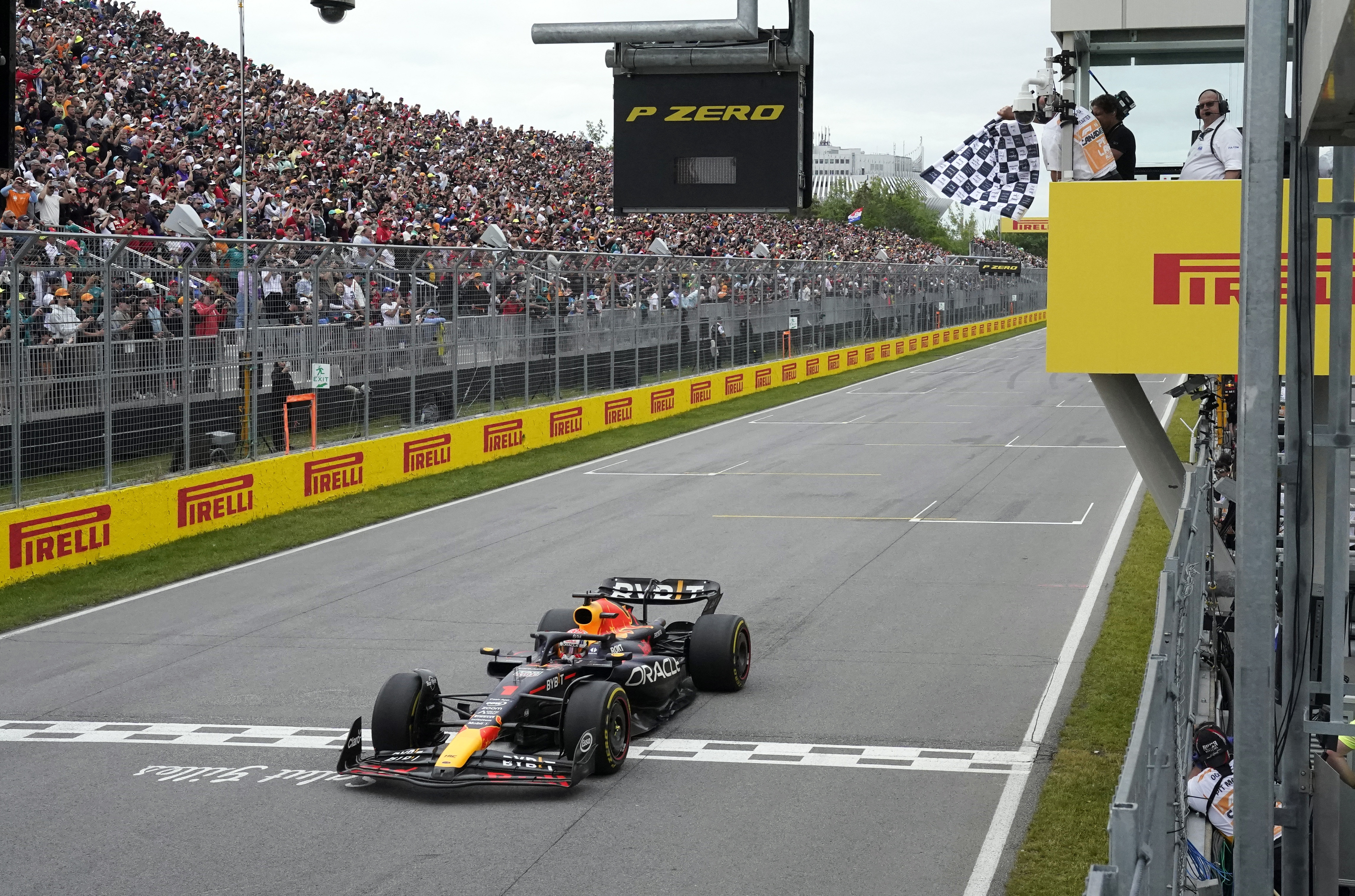 Max Verstappen logró su triunfo número 41 en la F1 y alcanzó a Ayrton Senna (REUTERS/Timothy A. Clary)