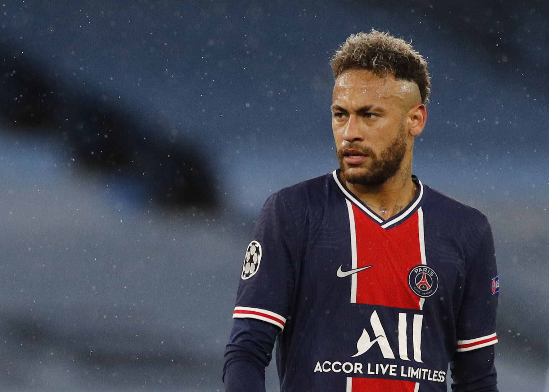 Neymar tenía todo acordado para continuar en el PSG pero se enfriaron las negociaciones (REUTERS/Phil Noble)