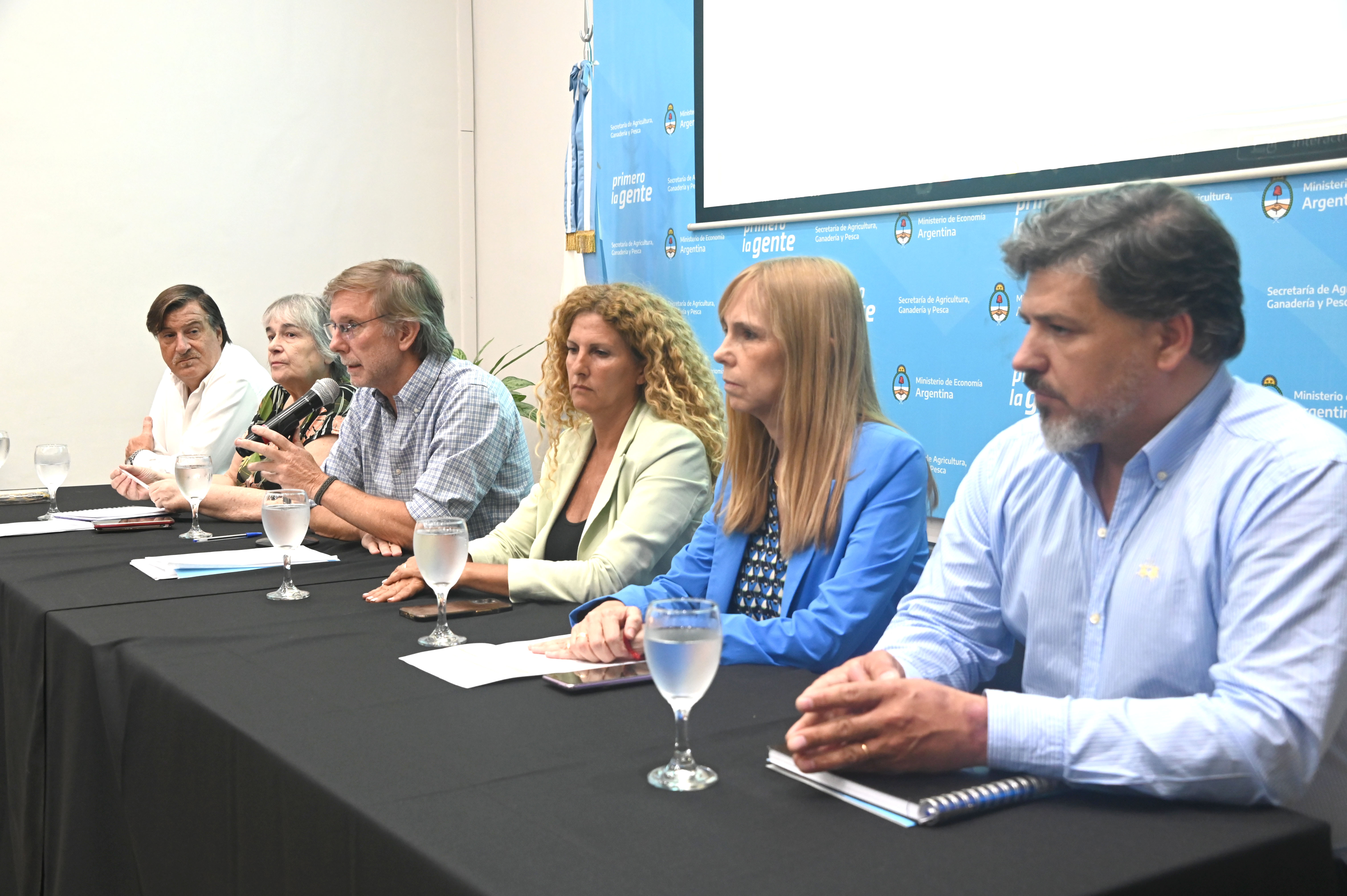 Juan José Bahillo, la semana pasada al anunciar el primer caso de gripe aviar 