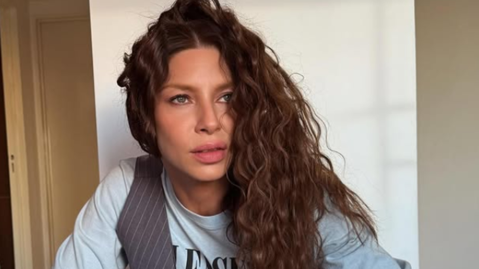 “No vas a tocar la pelota, nene”: la historia completa de cómo Ruggeri le “arruinó” el debut en Primera a Lionel Scaloni