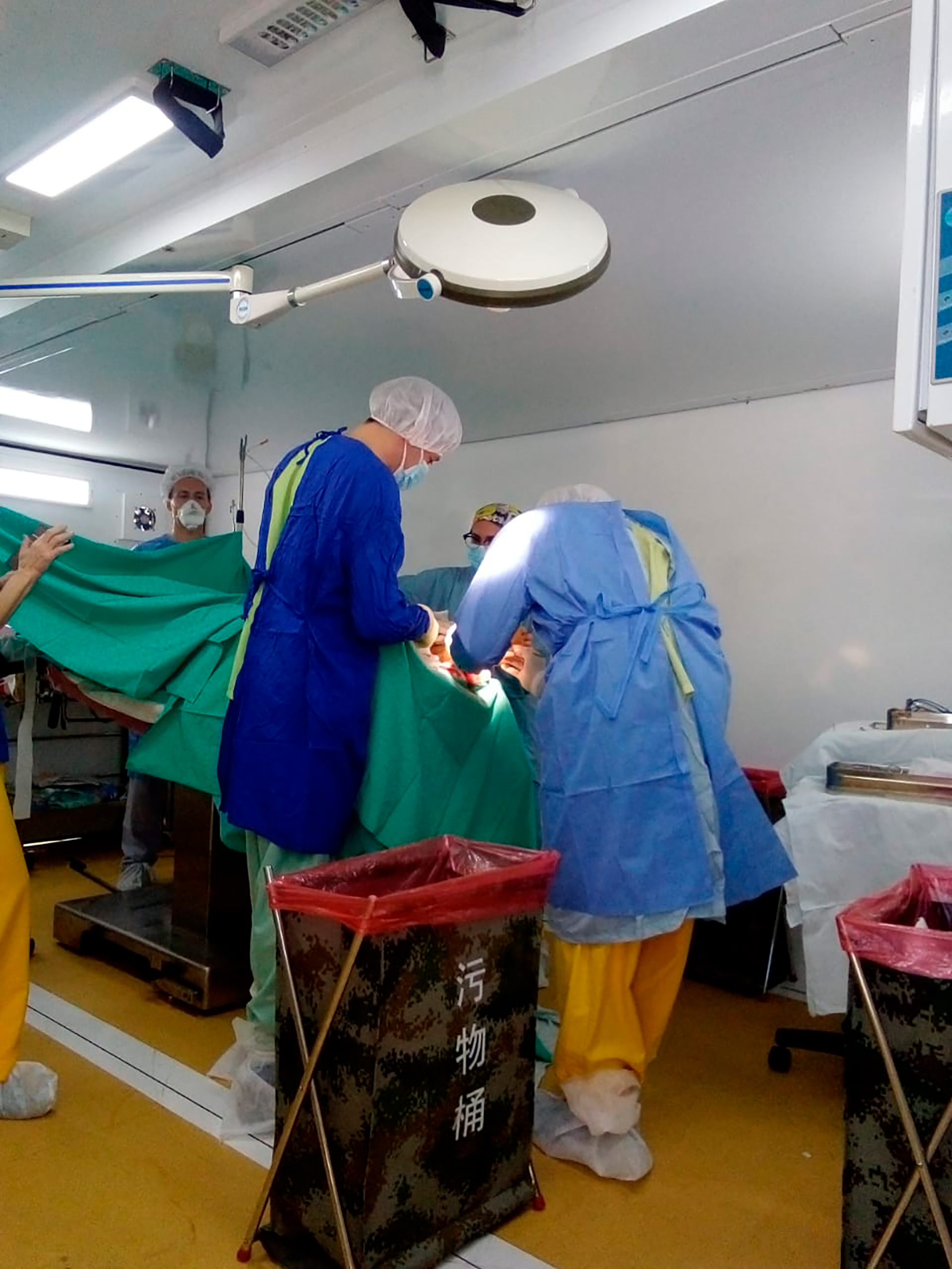 Este martes se realizó la primera cirugía en el Hospital Militar Modular Reubicable 303.
