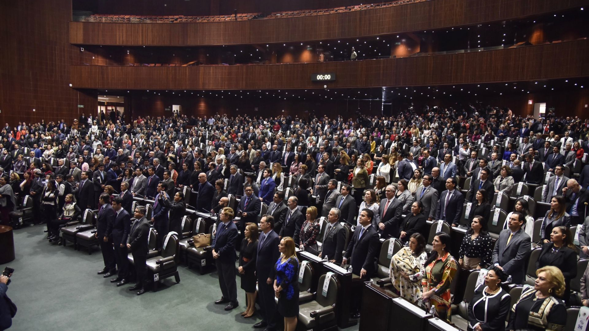 La sesión del Congreso general, a diferencia de otros años donde cientos de legisladores se reunían físicamente, será a distancia (Foto ilustrativa: Cuartoscuro)