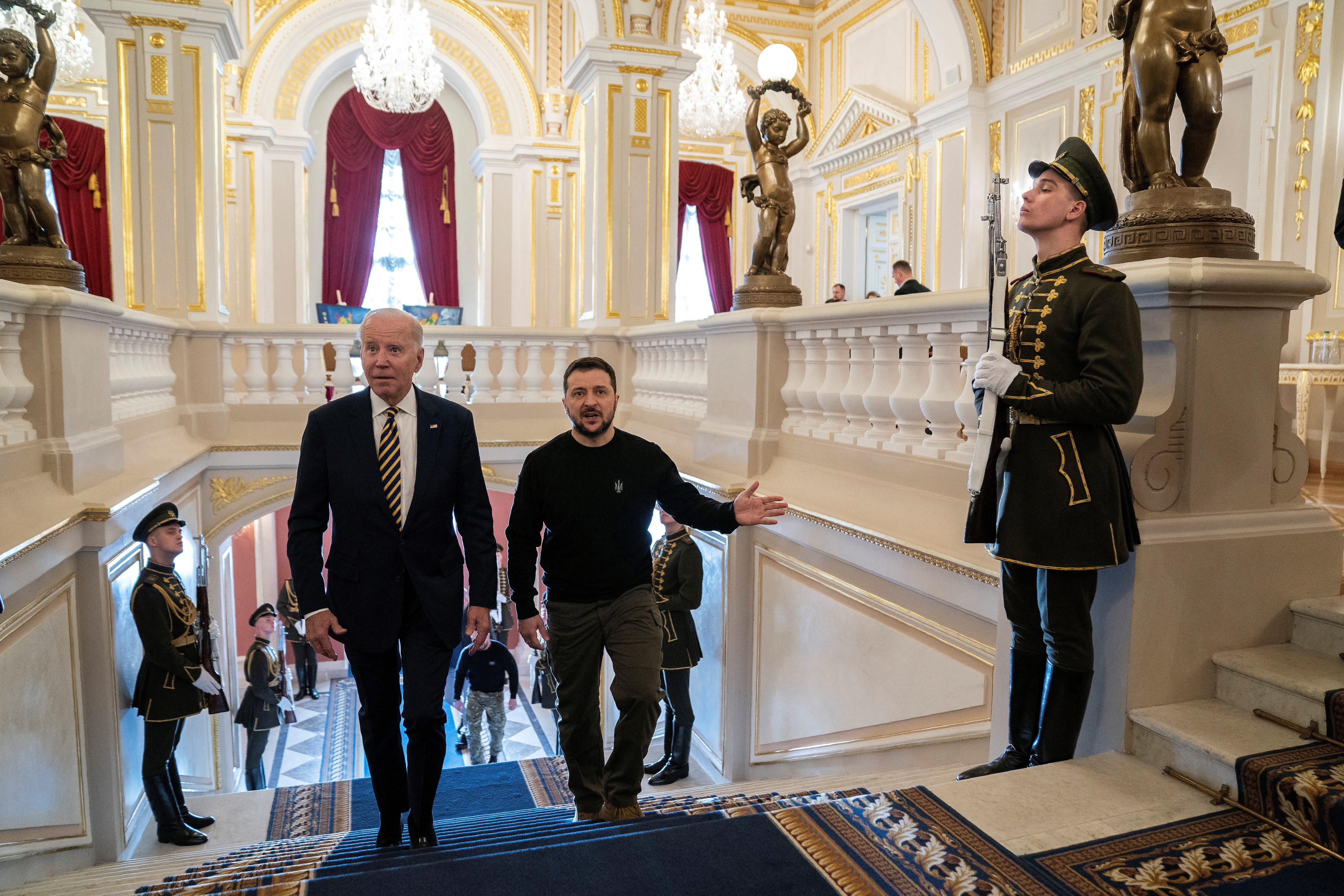 Los presidentes dentro del Palacio Mariinsky.