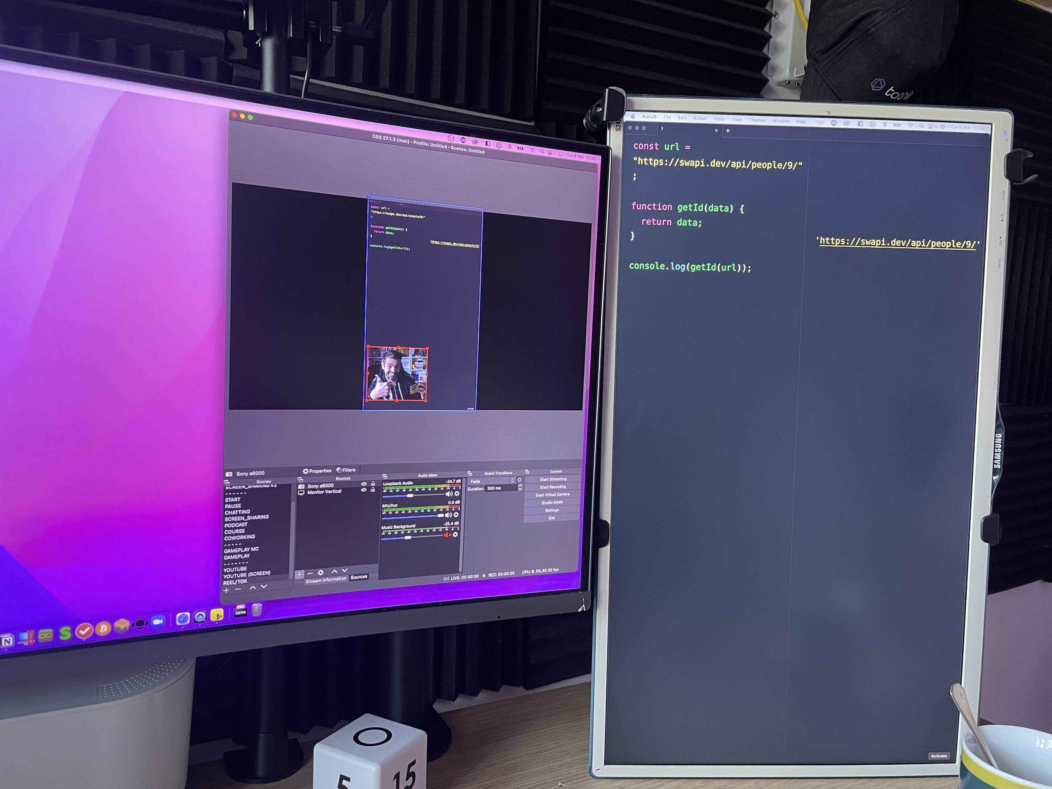 How to set up a vertical display on Windows and macOS