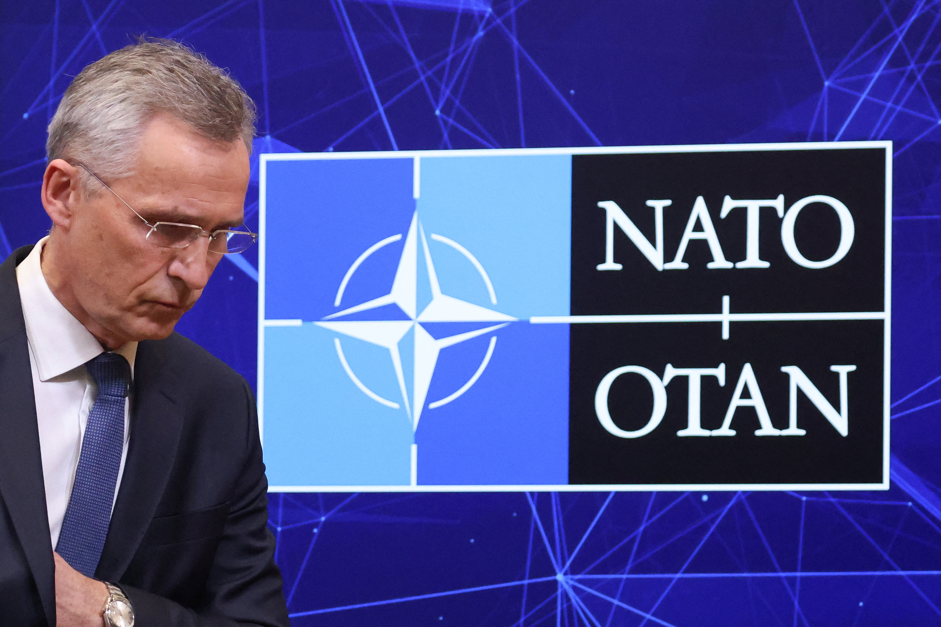 La OTAN calificó de “imprudente y no provocado” el ataque de Rusia contra Ucrania