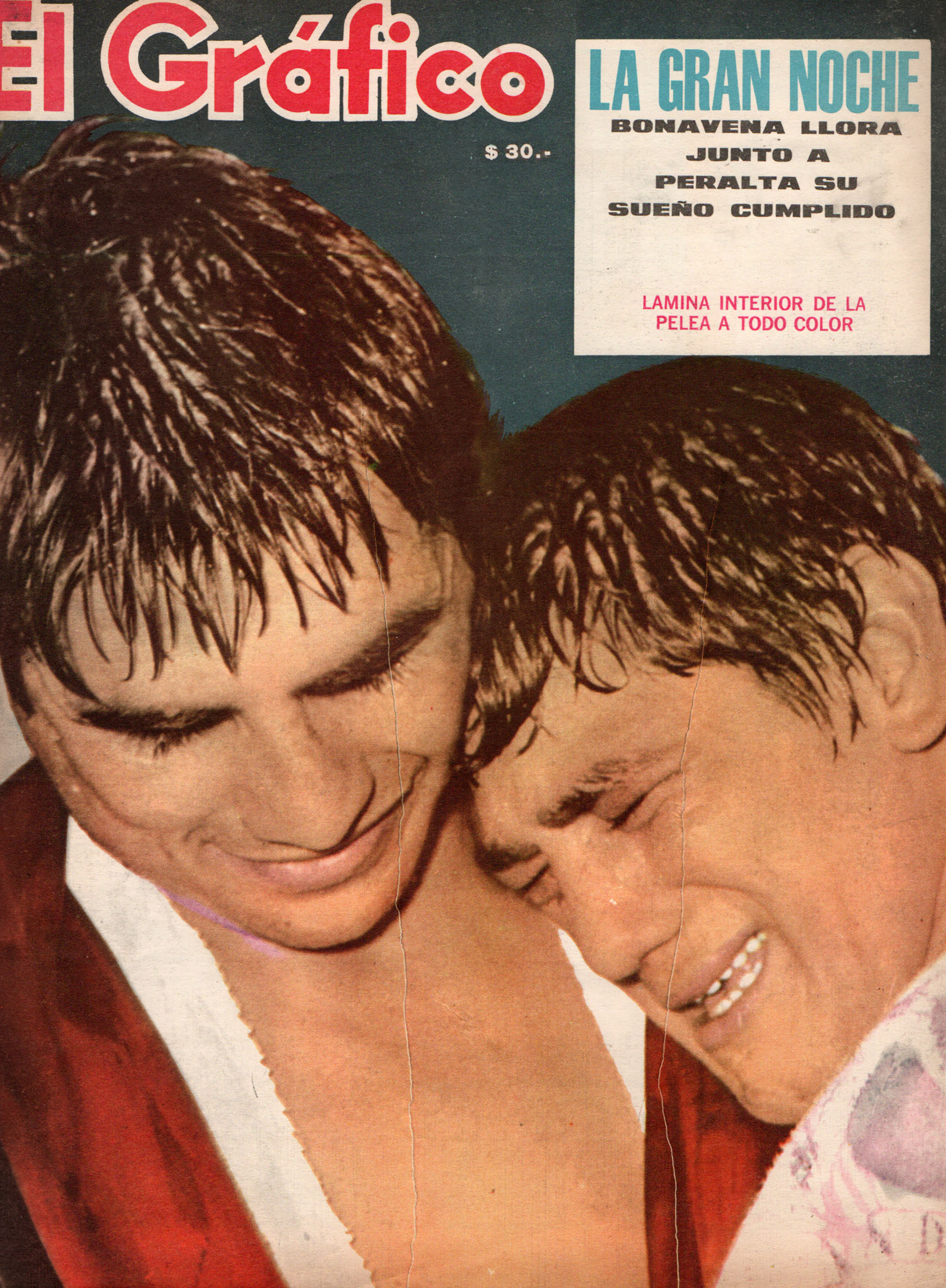 Tapa de la revista El Gráfico que muestra las lágrimas de Ringo sobre el pecho de Peralta