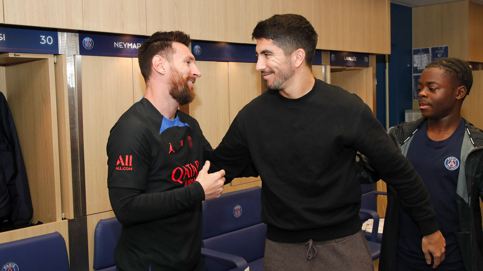 El reencuentro entre Messi y el español Carlos Soler