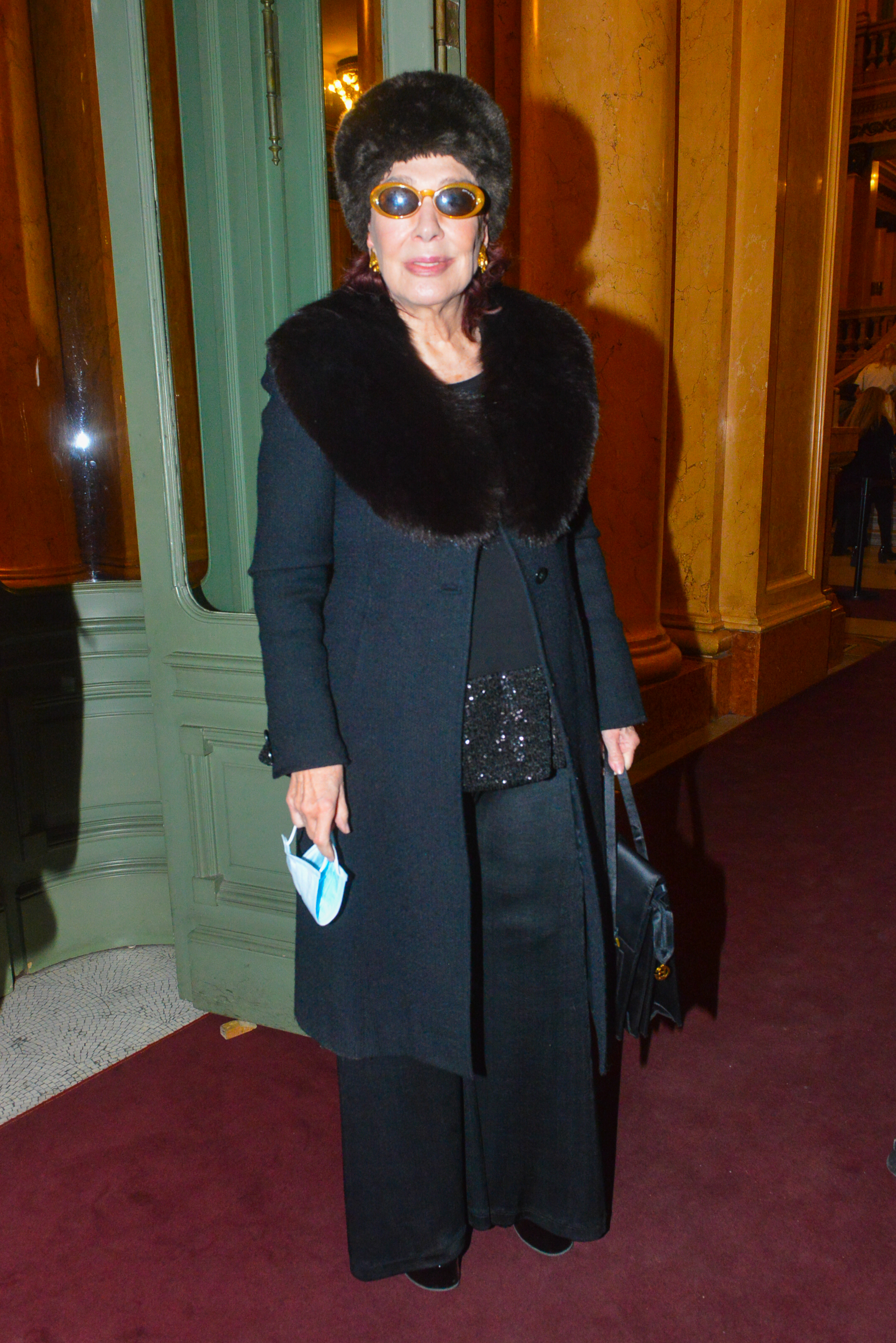 Graciela Borges eligió también el color negro para la despedida de los escenarios de su entrañable amigo (Foto: Matías Souto)