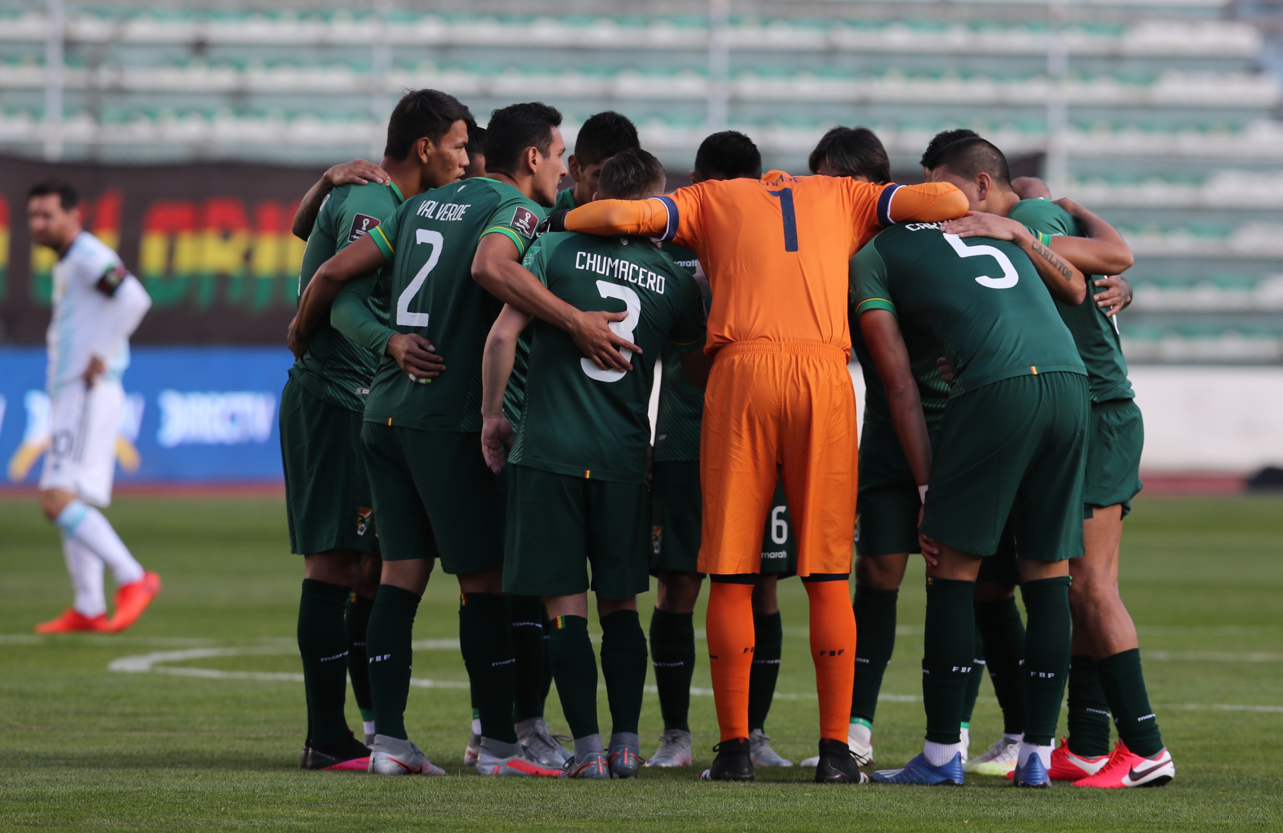 Para el cruce con la Albiceleste, el DT César Farías decidió guardar a algunos de sus titulares, que no viajaron a Brasil para el debut