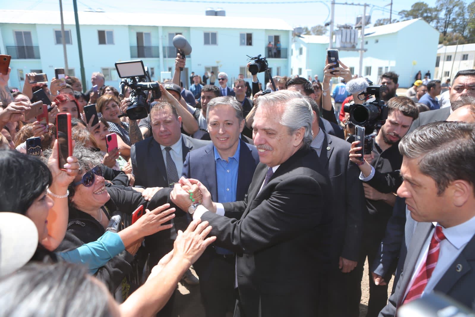 Alberto Fernández está convencido de competir en las próximas elecciones a través de unas PASO