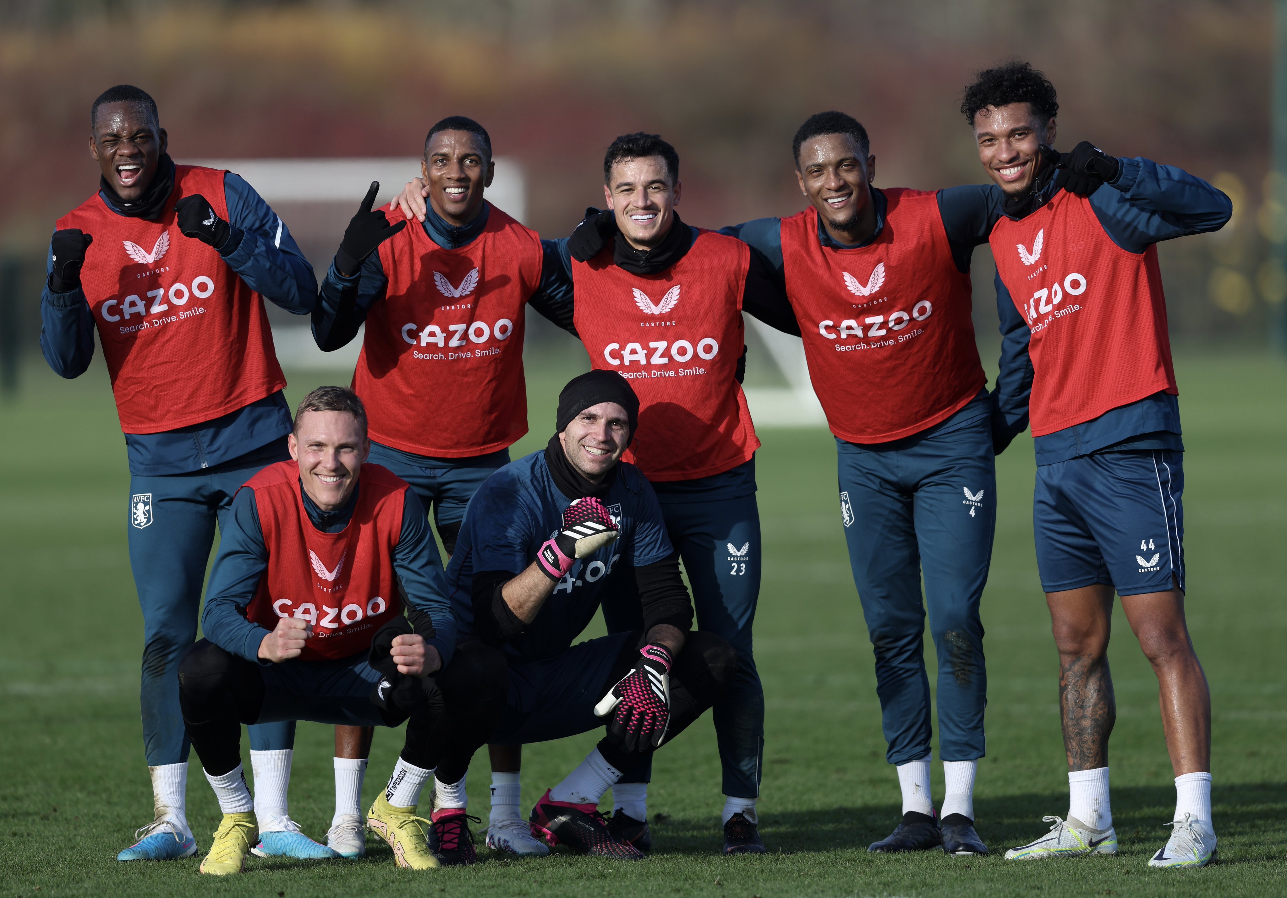 El delantero colombiano Jhon Jáder Durán podría debutar con el Aston Villa en Premier League. @AVFCOfficial/Twitter.