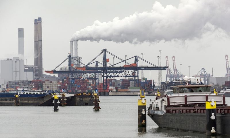 La droga era planeada para su arribo en el puerto de Rotterdam (Foto: REUTERS/Michael Kooren)