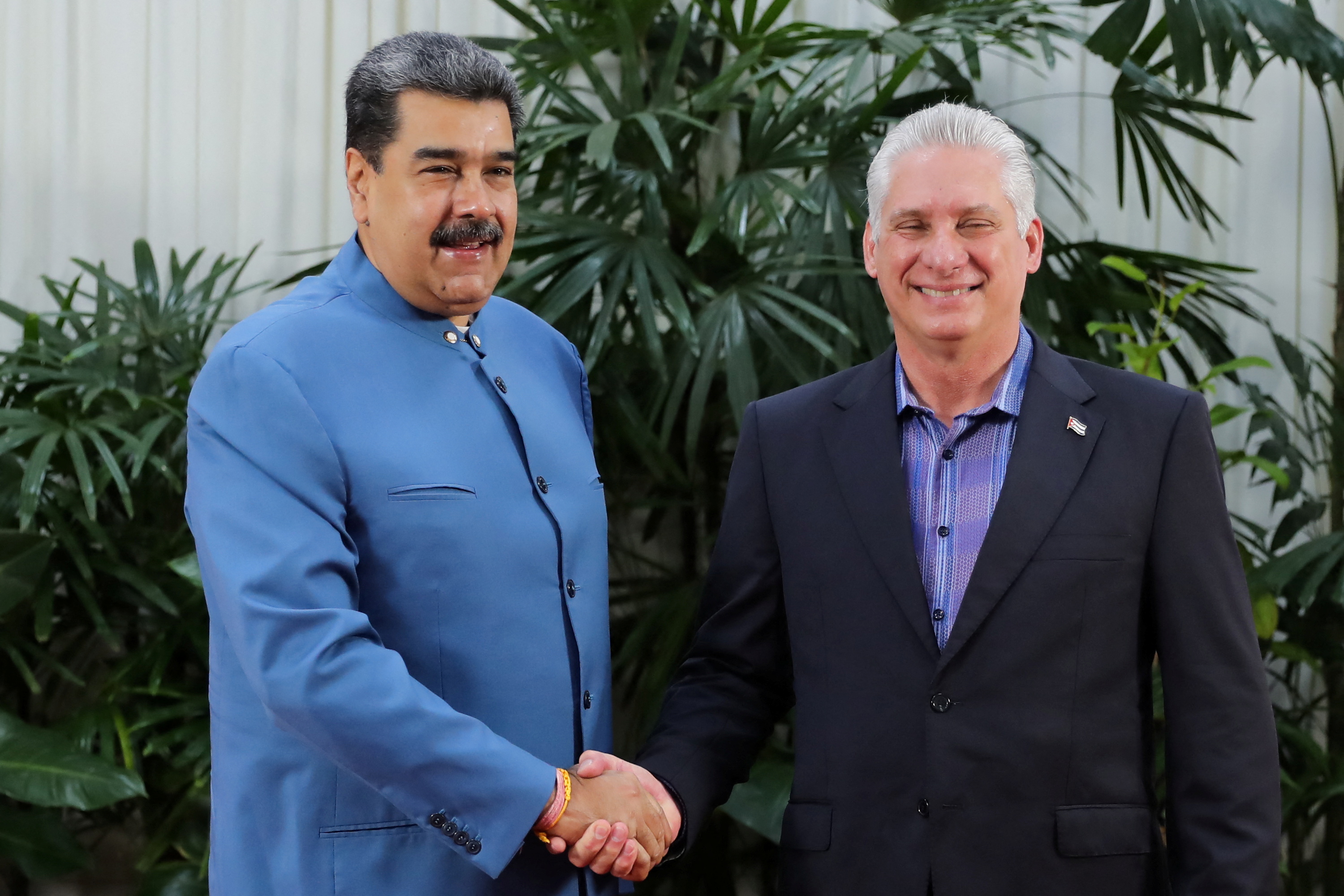 Nicolás Maduro y Miguel Díaz-Canel en una reunión en La Habana (via Reuters)