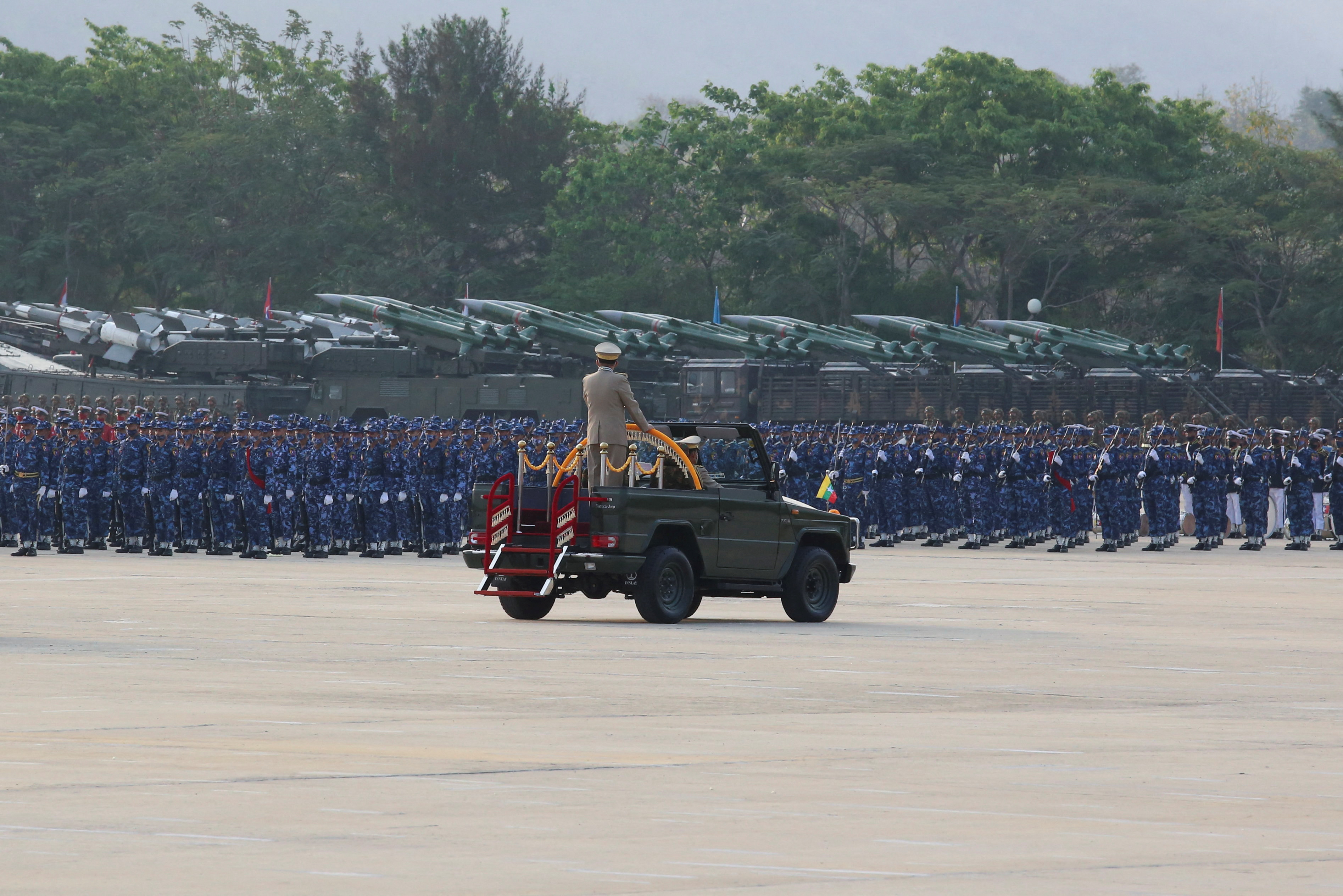 軍事犯