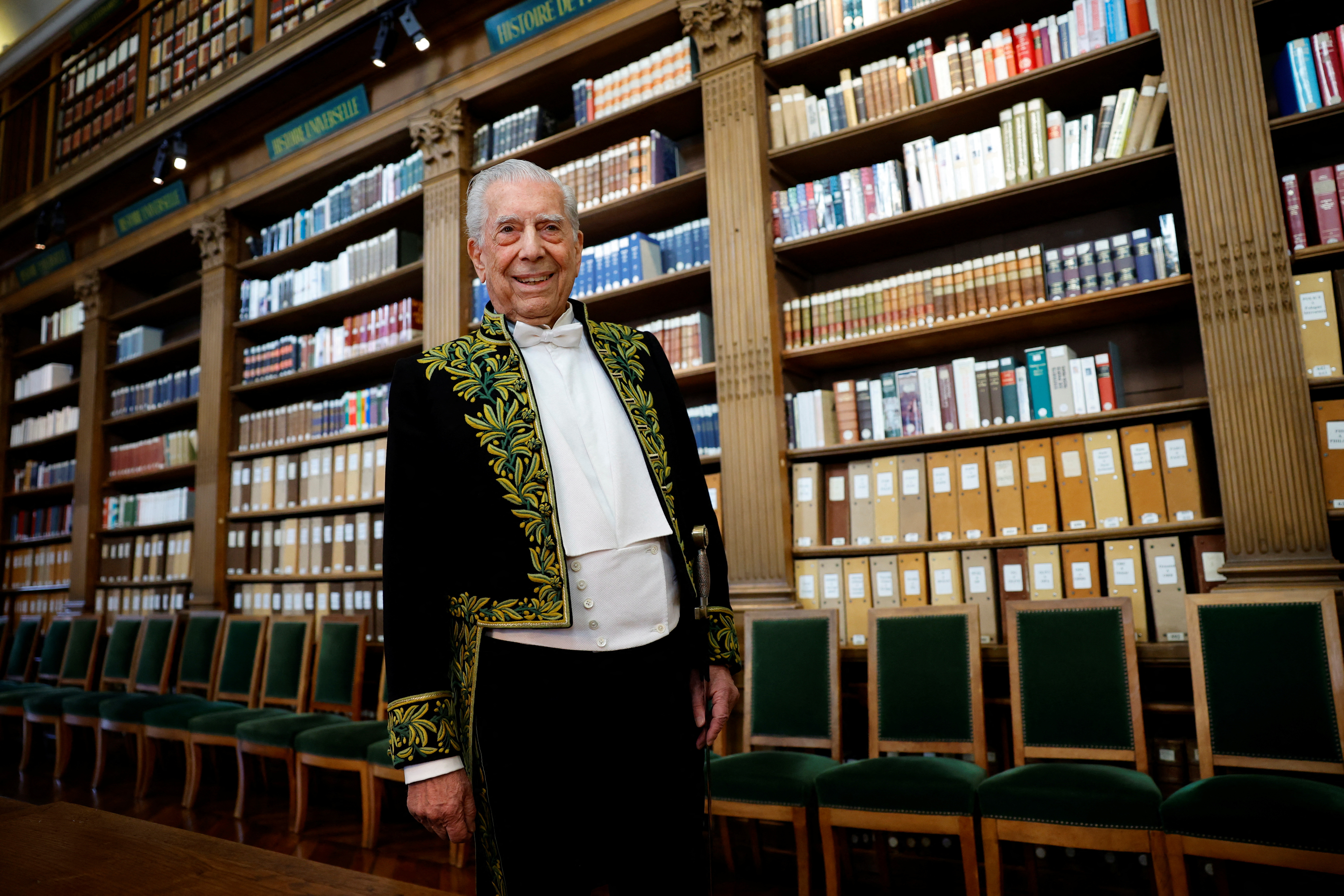 Mario Vargas Llosa en la Academia Francesa (Foto: REUTERS/Sarah Meyssonnier)