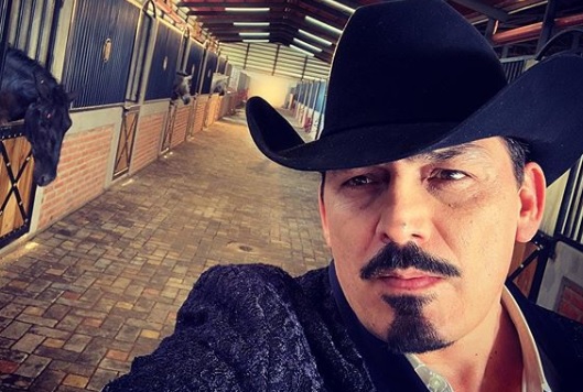 A principios de 2020 José Manuel Figueroa sufrió de una fuerte caída de su caballo (Foto: Instagram/@josemanfigueroa)