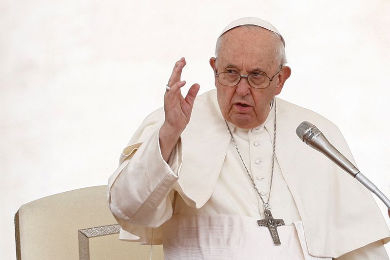 El papa Francisco fue ingresado en el hospital Gemelli de Roma para ser operado por riesgo de obstrucción intestinal