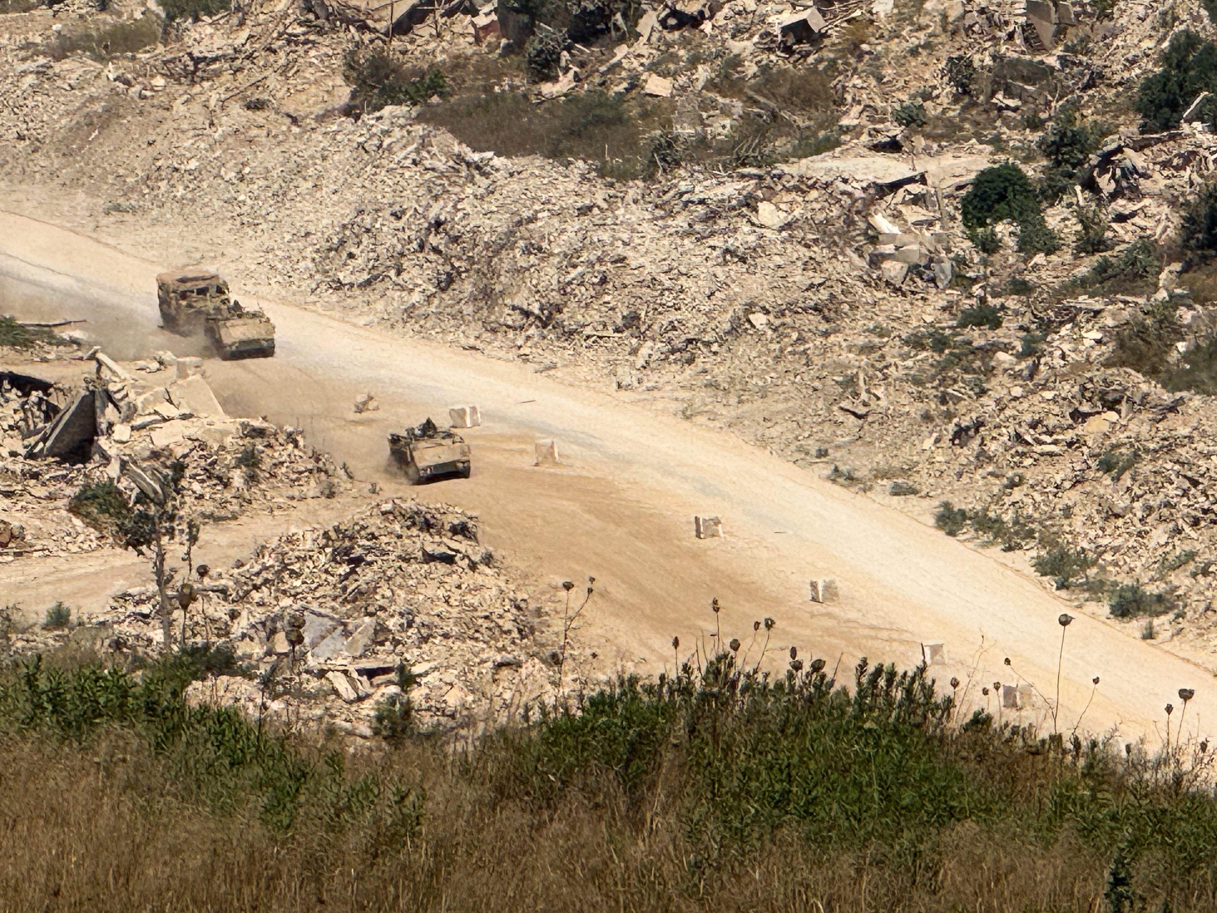 Israel tom&oacute; el control operativo de la cresta de Ali Taher, basti&oacute;n subterr&aacute;neo de Hezbollah en el sur de L&iacute;bano