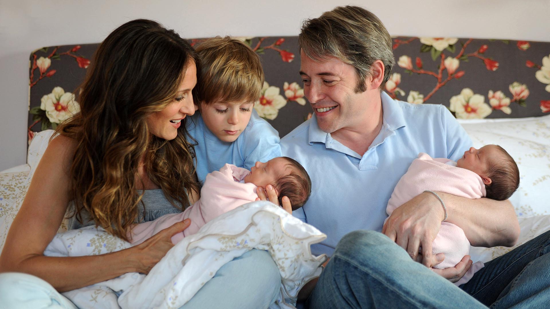  Sarah Jessica Parker con Matthew Broderick, su pareja desde hace 25 años, y sus tres hijos (Foto: Robin Layton via Getty Images)