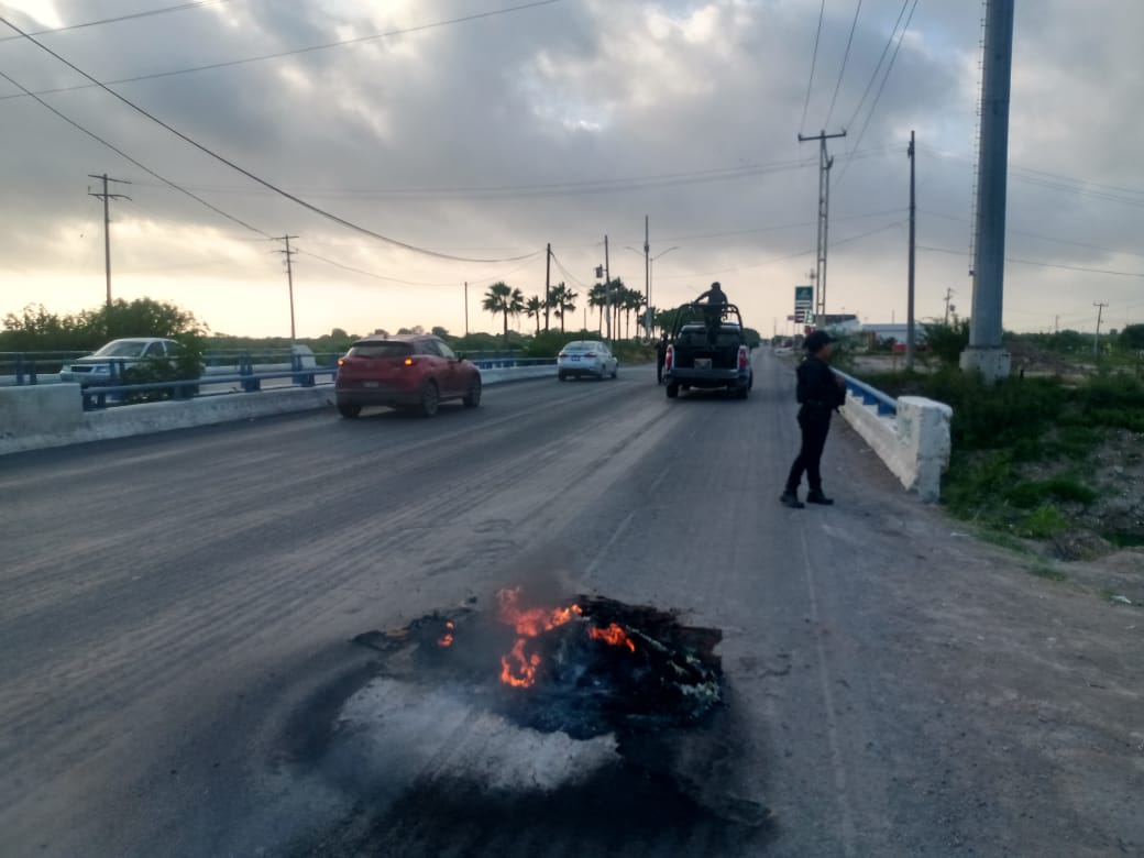 Narcobloqueos en Reynosa, Tamaulipas (Foto: Cortesía)