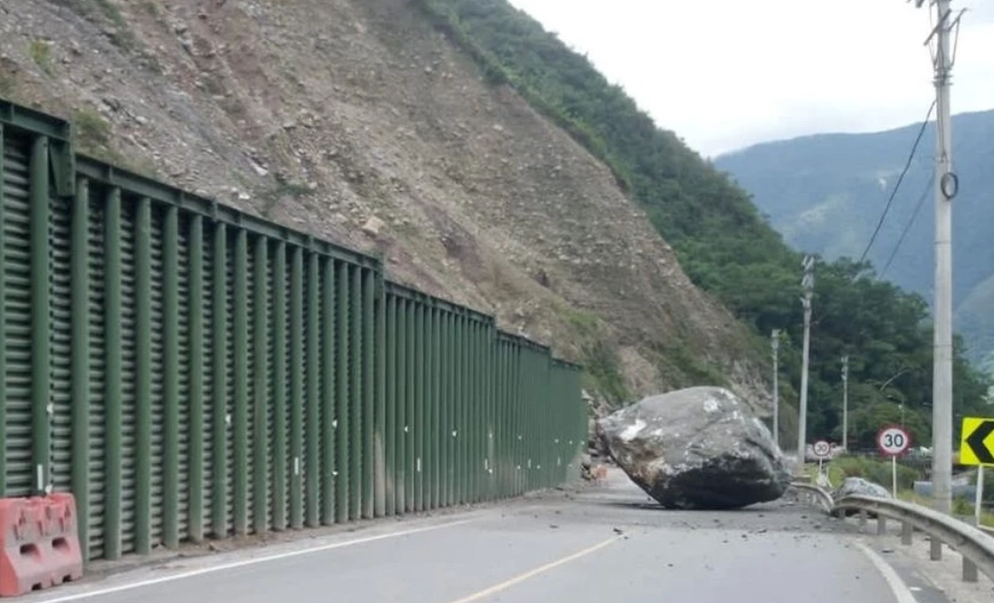 Nuevamente se presenta cierre preventivo en la vía que comunica a Bogotá con los Llanos Orientales