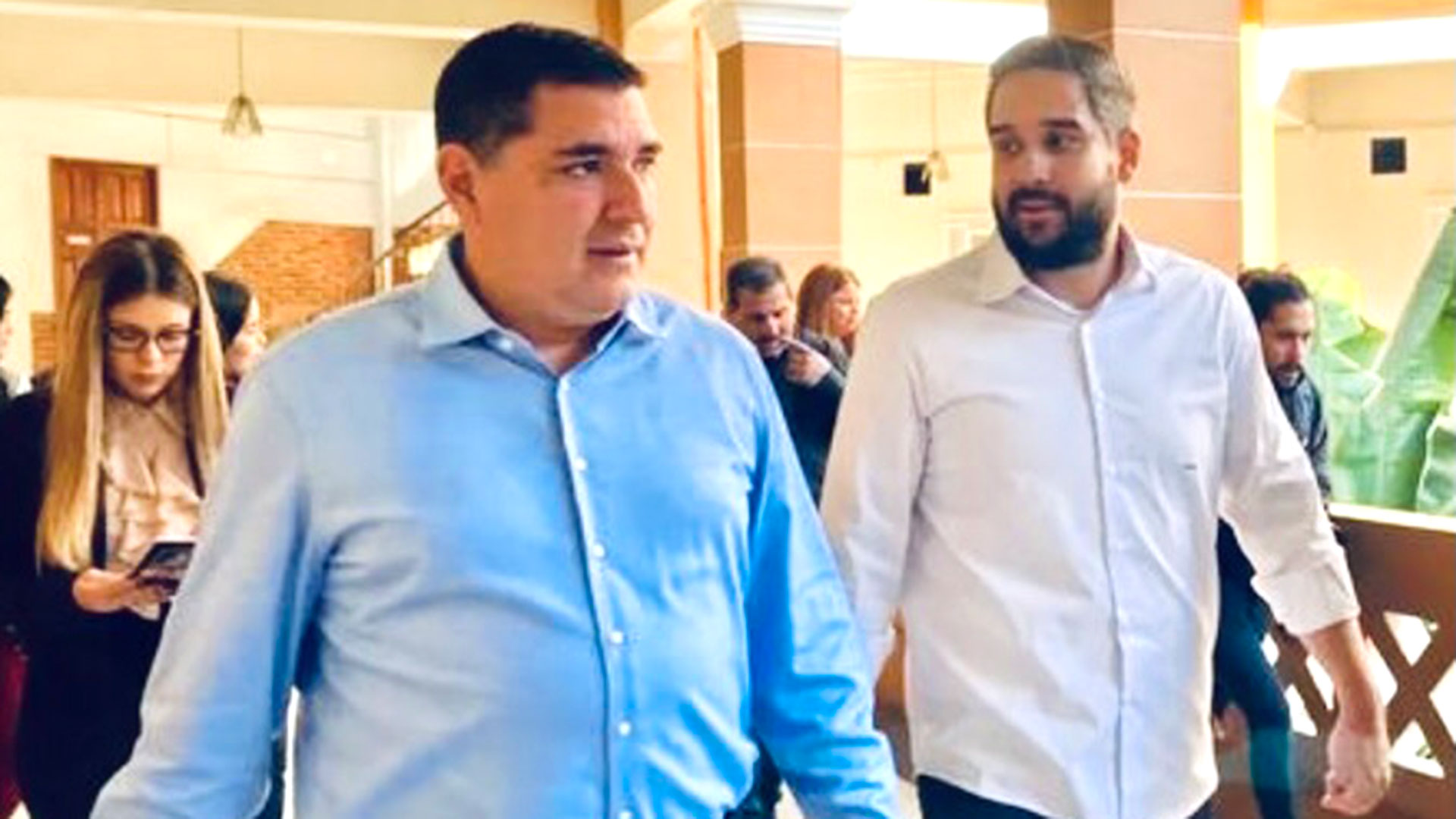 El gobernador Guzmán con Nicolás Maduro Guerra en Mérida