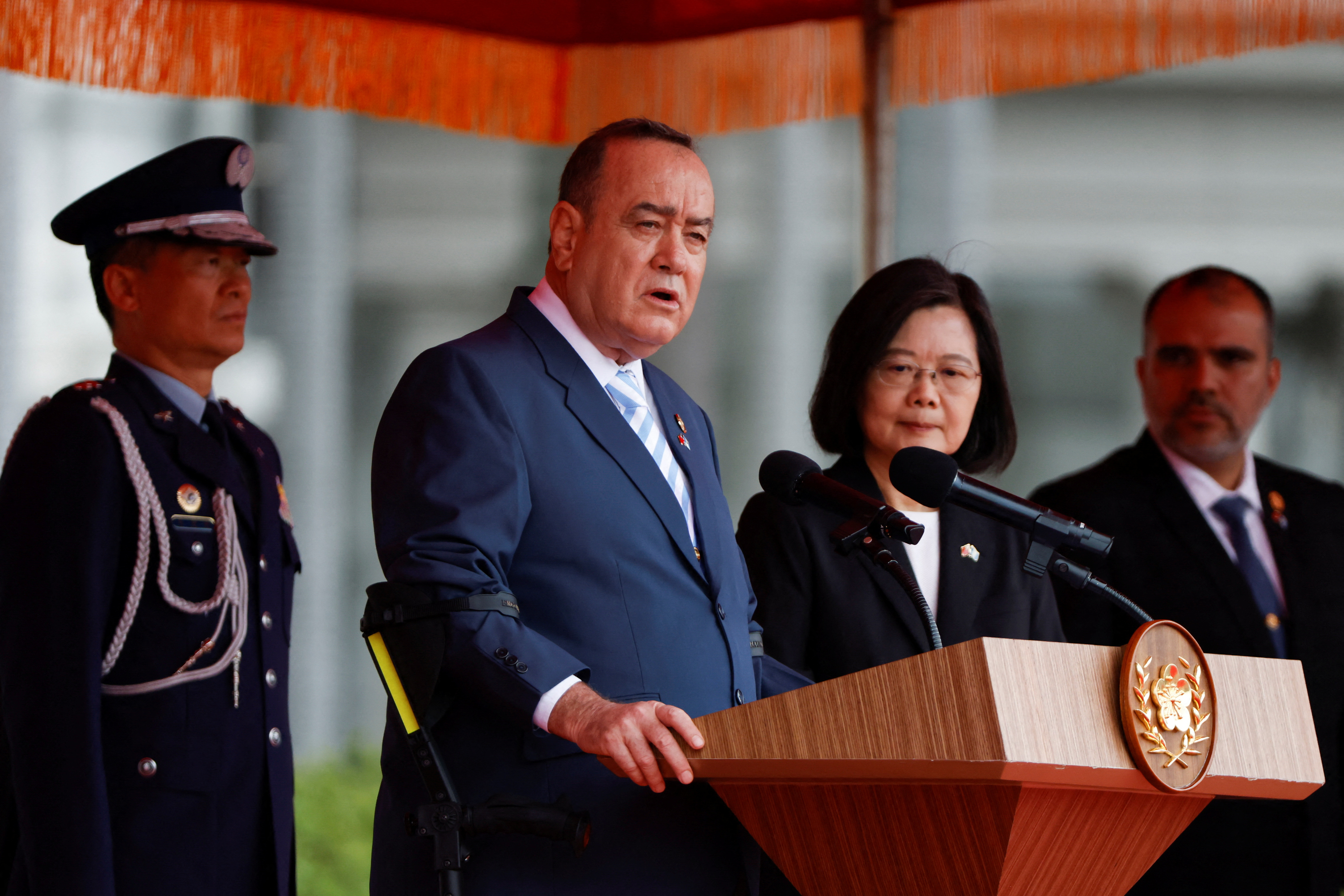 Guatemala se comprometió a permanecer como un aliado diplomático de Taiwán pese a las intenciones de China