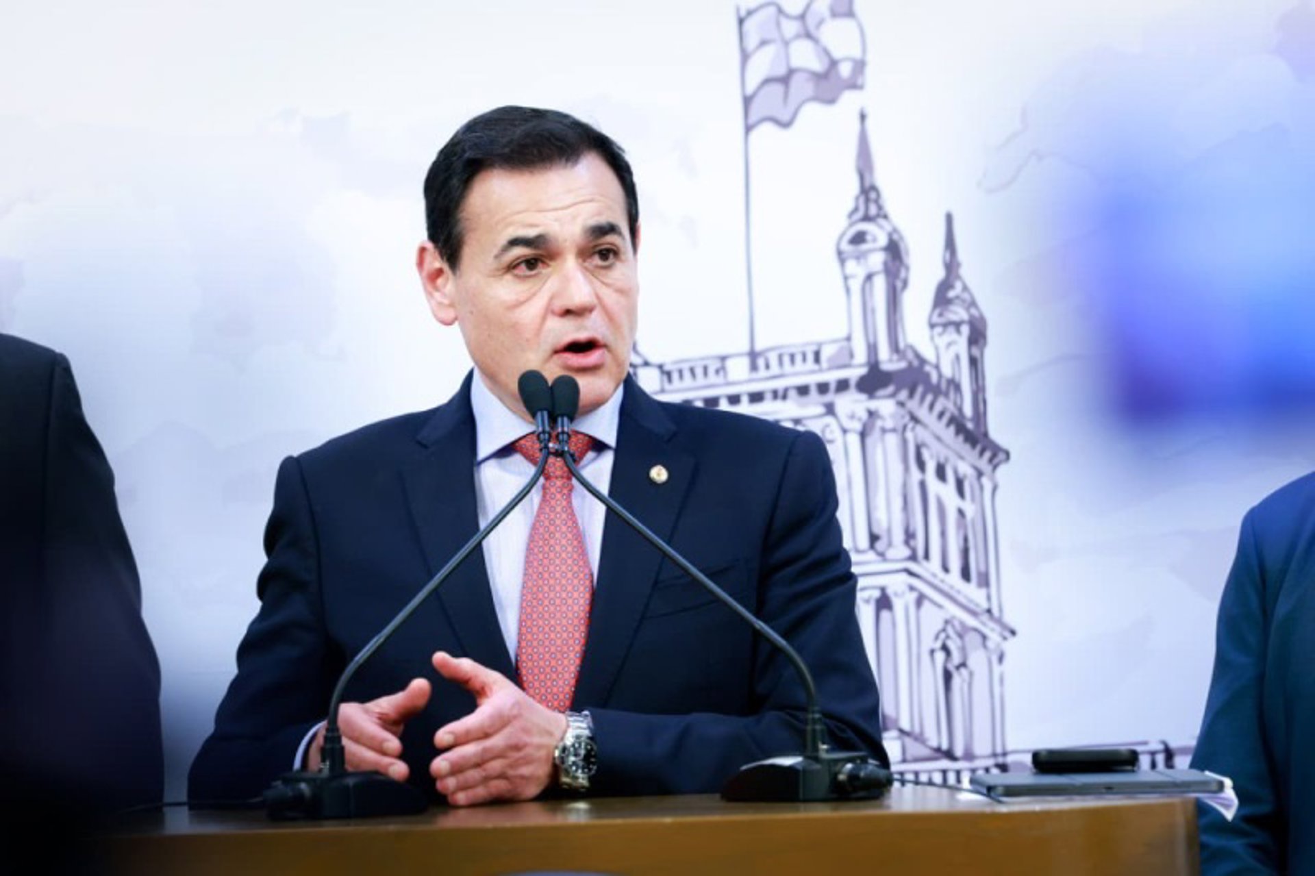 Bloqueos y protestas paralizan Bolivia en medio del rechazo a las reformas económicas