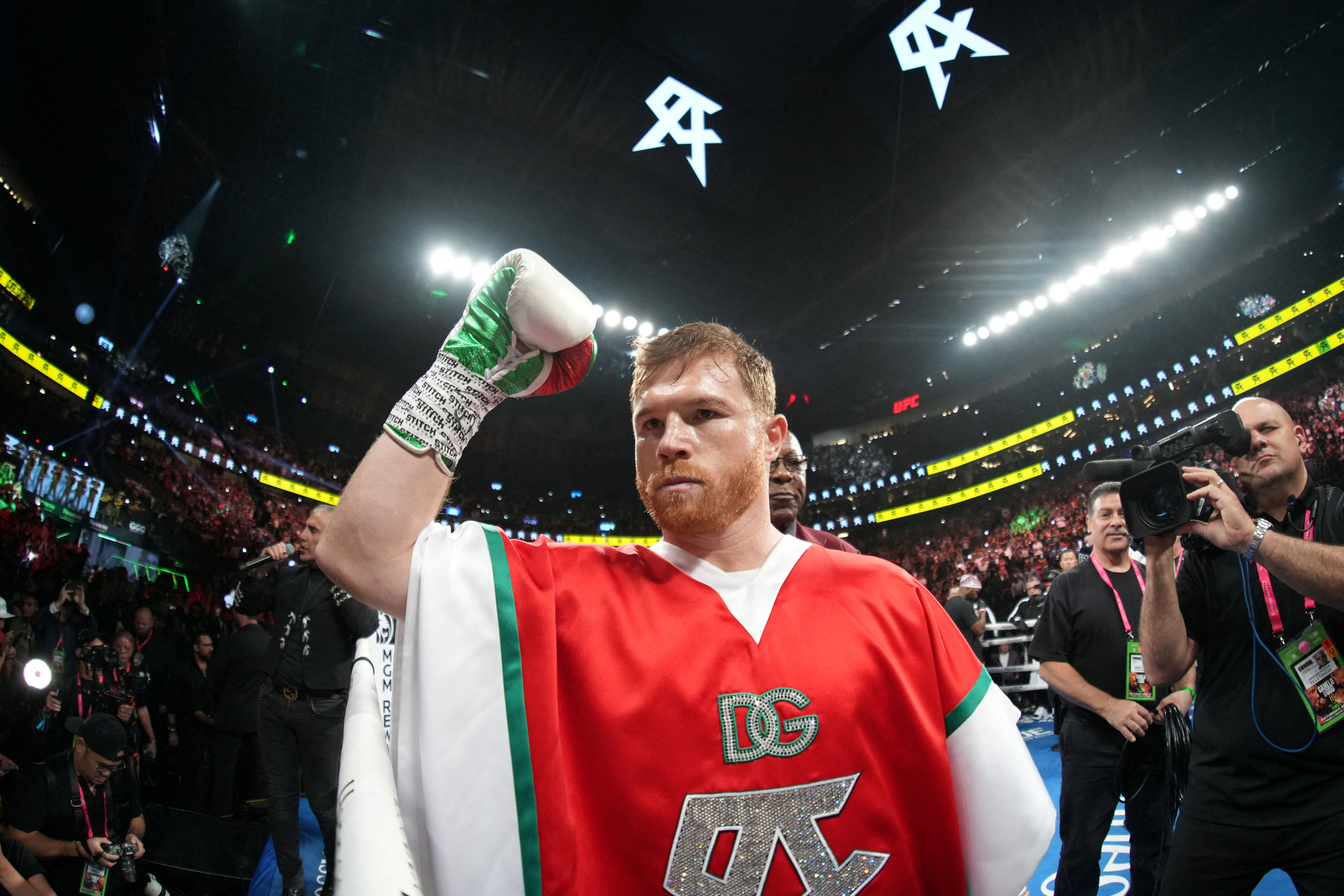 Canelo Álvarez left the top 3 of the best pound for pound in the world (Joe Camporeale/REUTERS)