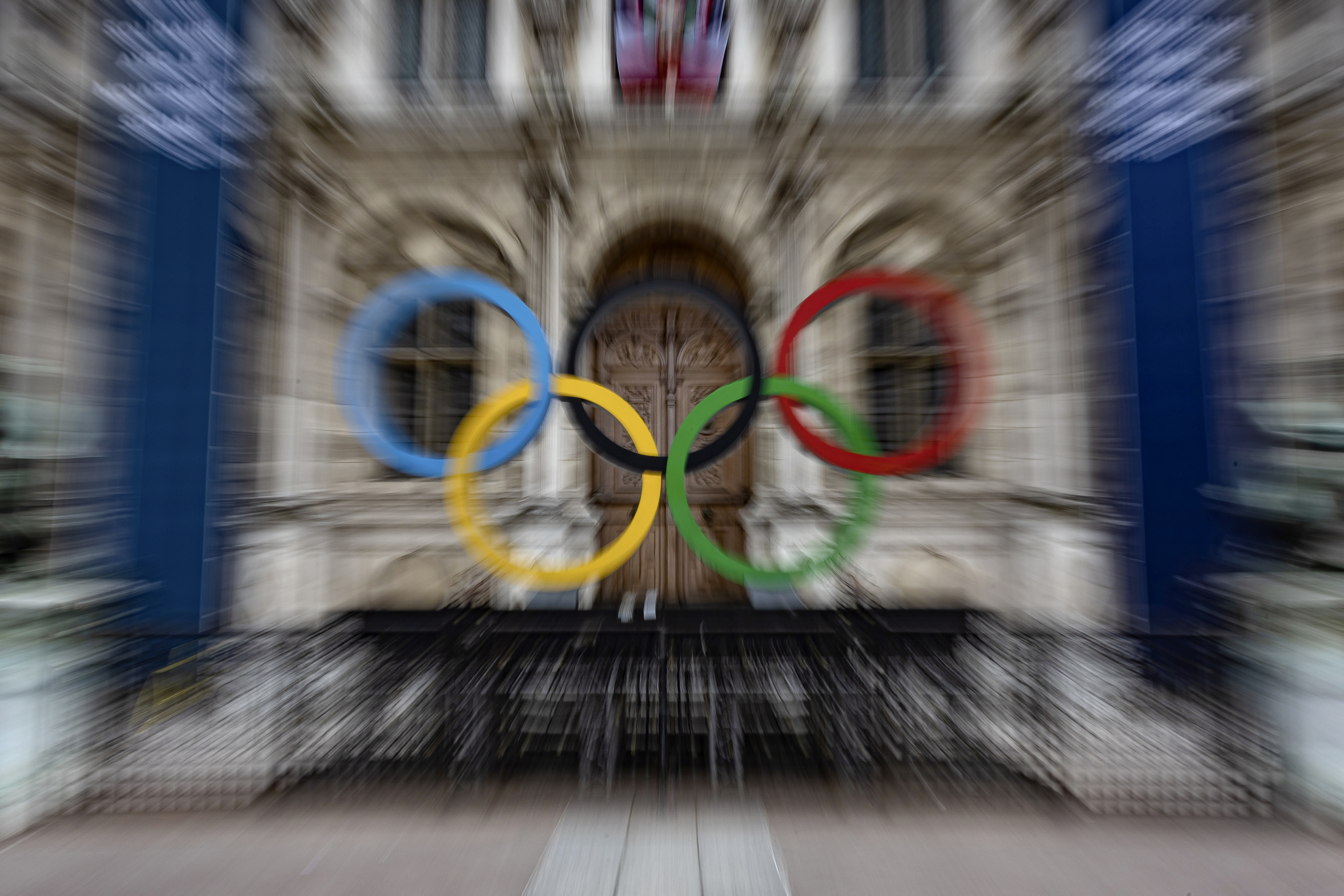 Líderes olímpicos se reúnen en medio de incertidumbre sobre rusos en París 2024