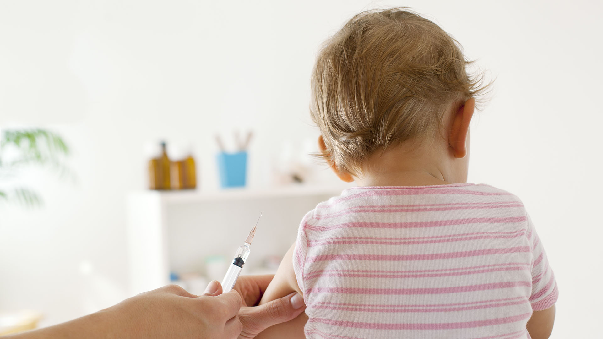 Ecuador estudia comenzar a vacunar contra el covid a los niños menores de 3 años