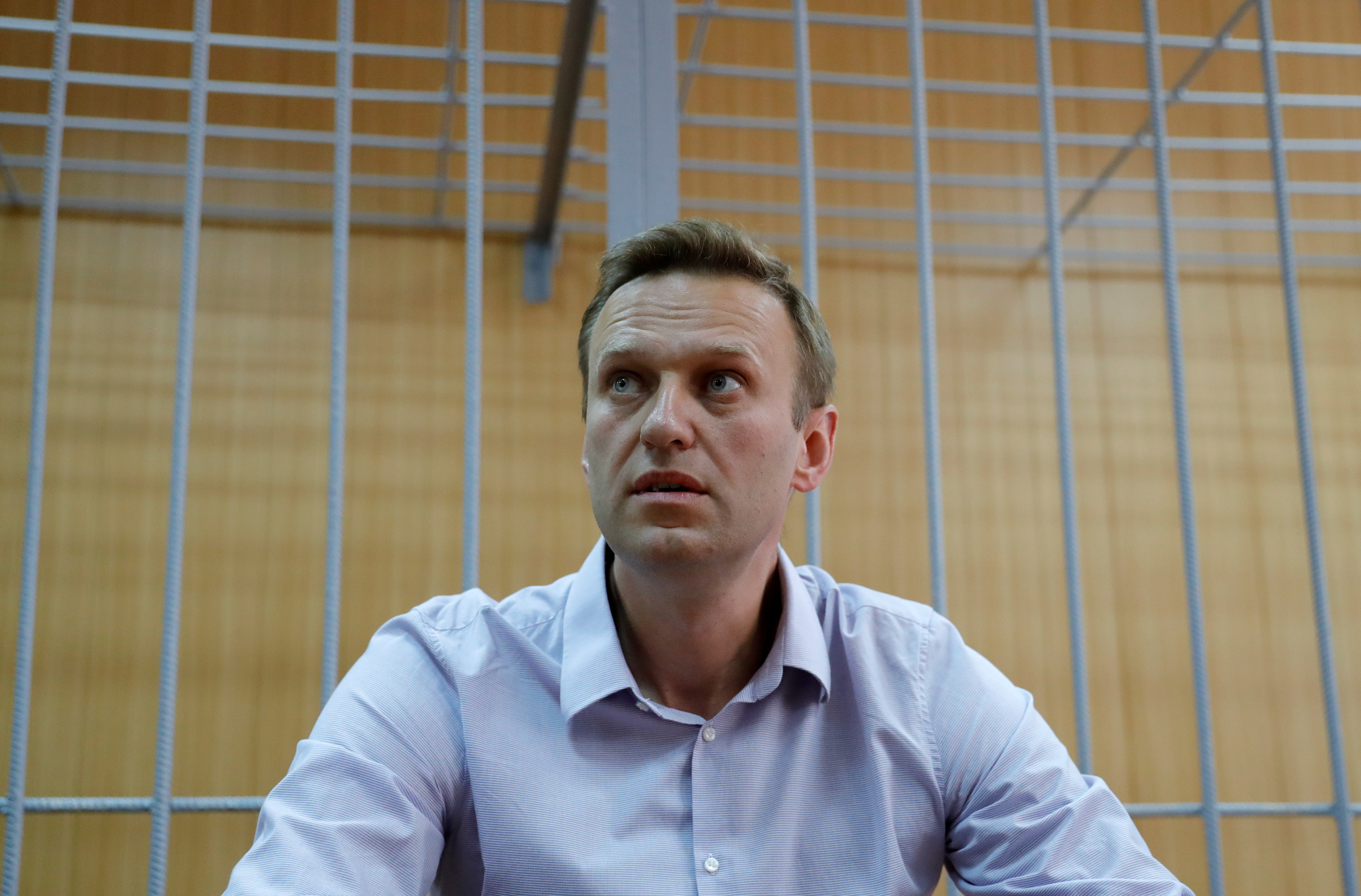 FOTO DE ARCHIVO: El líder opositor ruso Alexei Navalny asiste a una vista judicial en Moscú, Rusia 15 de mayo de 2018. REUTERS/Tatyana Makeyeva
