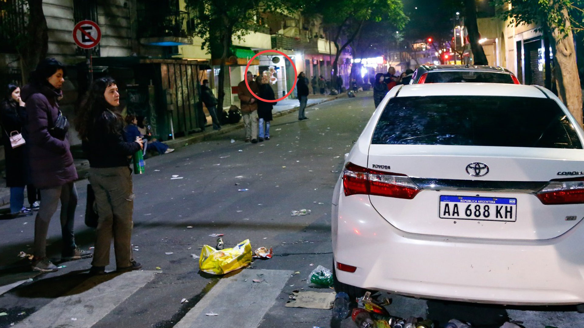 Fernando Sabag Montiel frente a la casa de Cristina Kirchner (Luciano González)