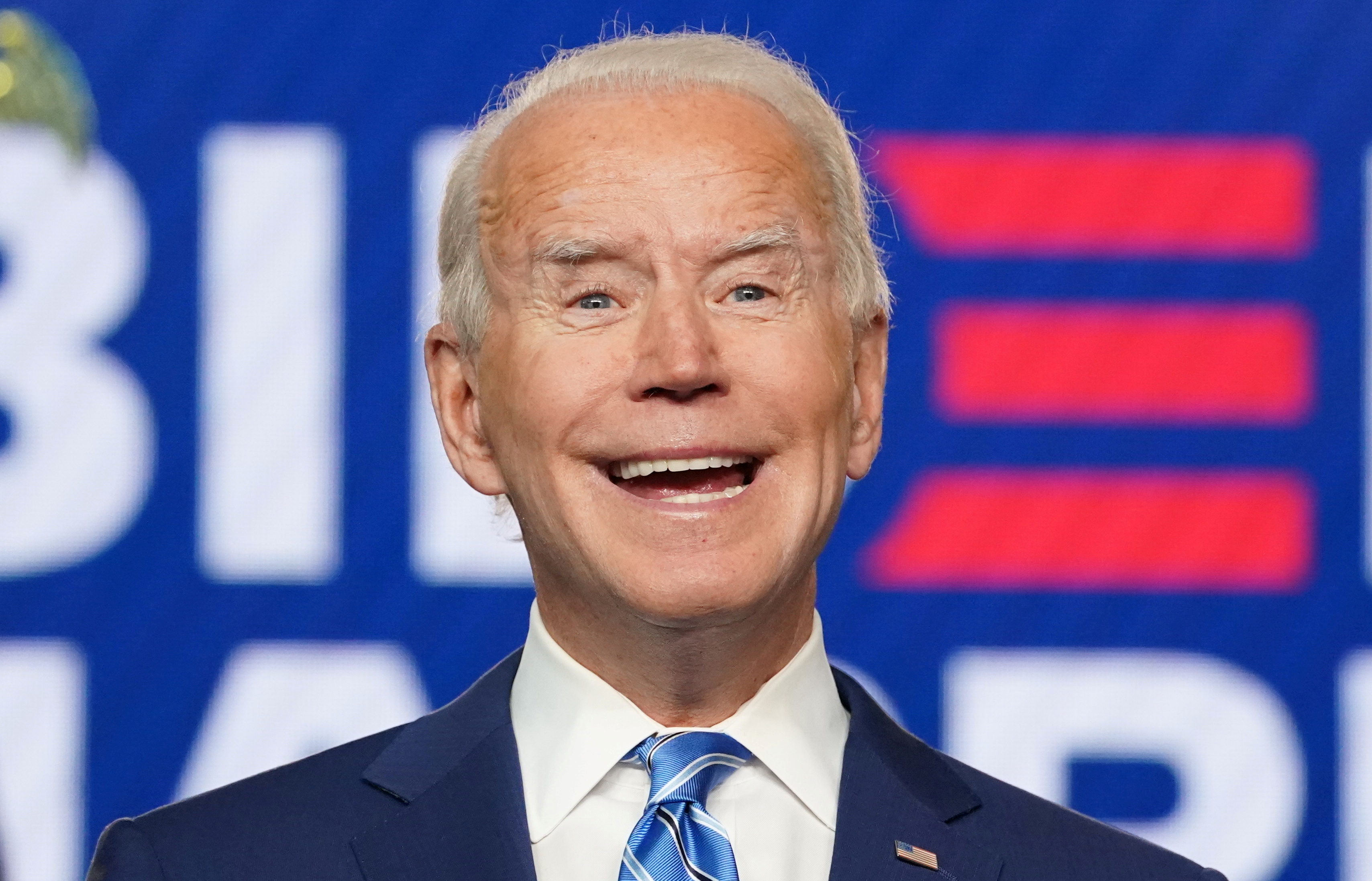 Biden sonríe al público este miércoles en Wilmington, Delaware (REUTERS/Kevin Lamarque)