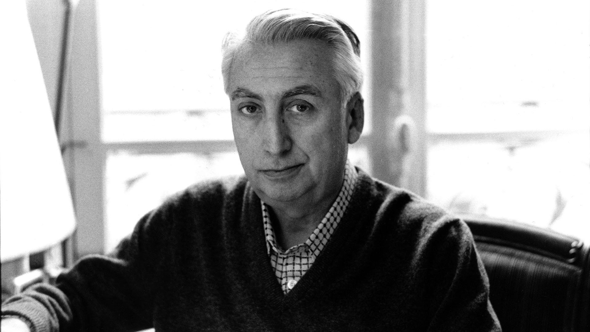PARIS, FRANCE - JANUARY 20:  French writer and essayist Roland Barthes poses during a portrait session held on January 20, 1979 in Paris, France. (Photo by Ulf Andersen/Getty Images)